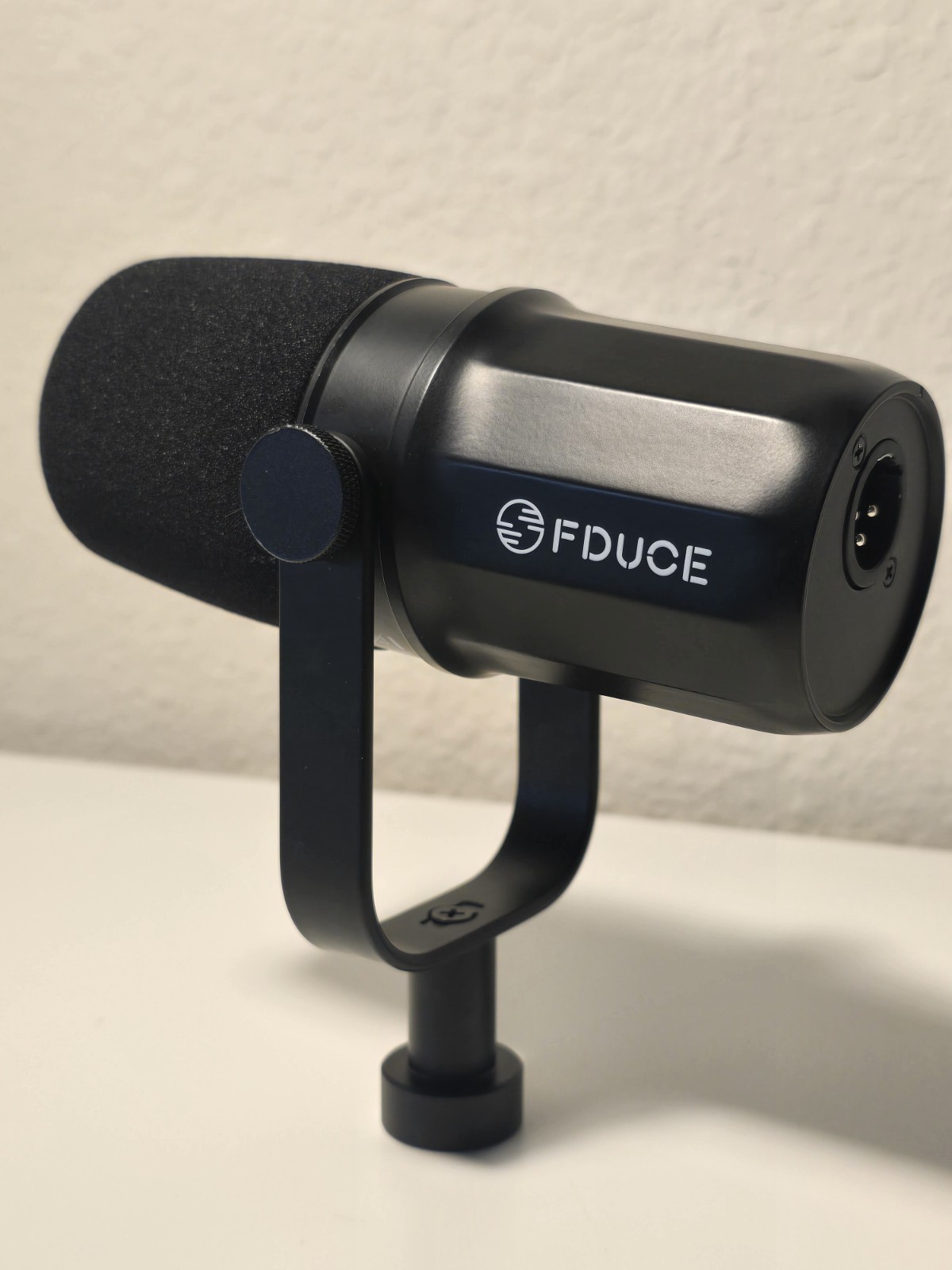 FDUCE XLR Dynamic Microphone for Vocal Recording, Podcasting, Gaming -  No Cable