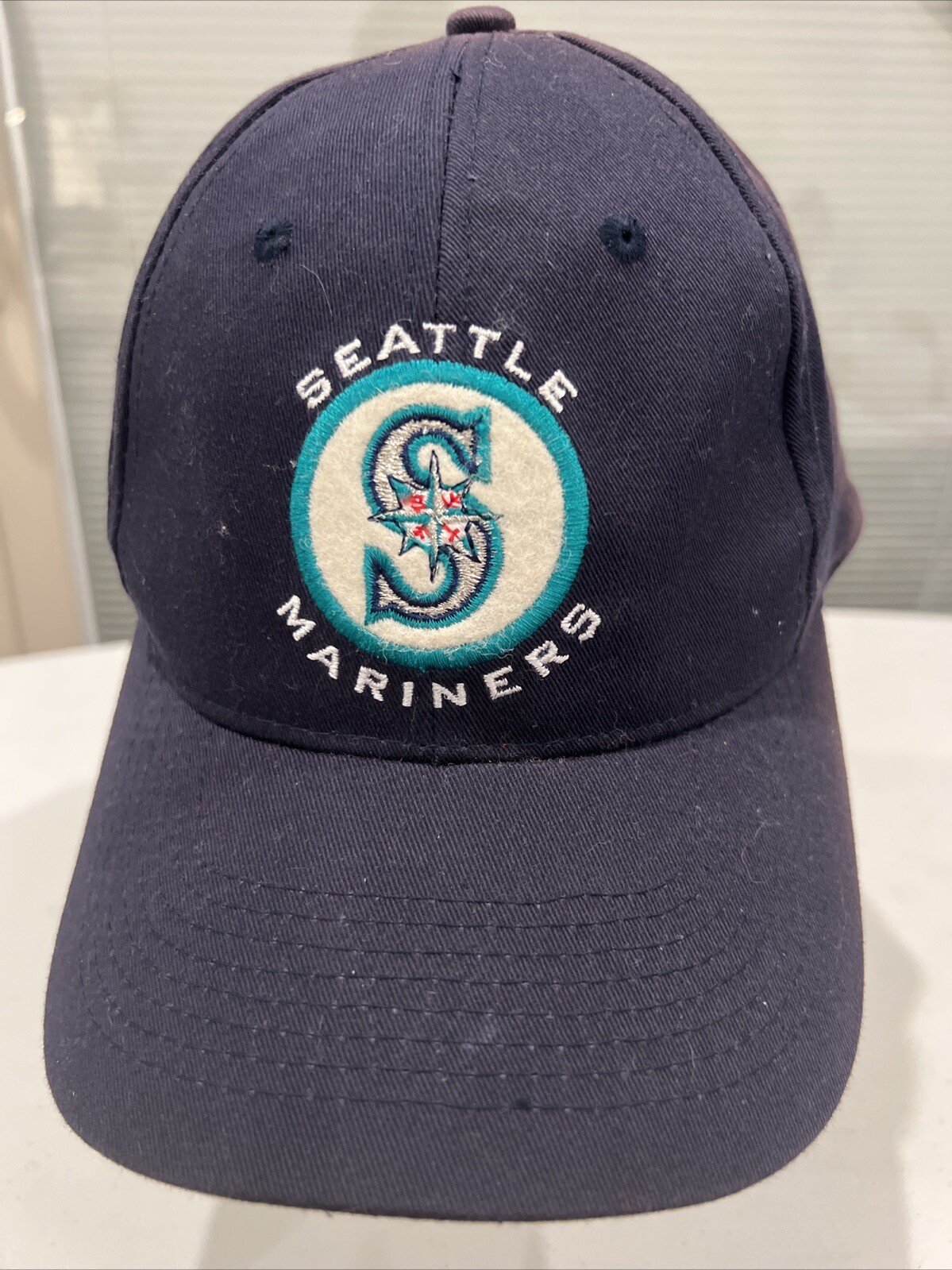 Seattle Mariners Navy w Teal S Logo Hook Loop Genuine MLB Merchandise Undbranded