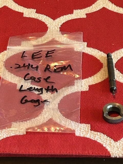 Lee case length gauge and shell holder for trimmer .244 REM. Used