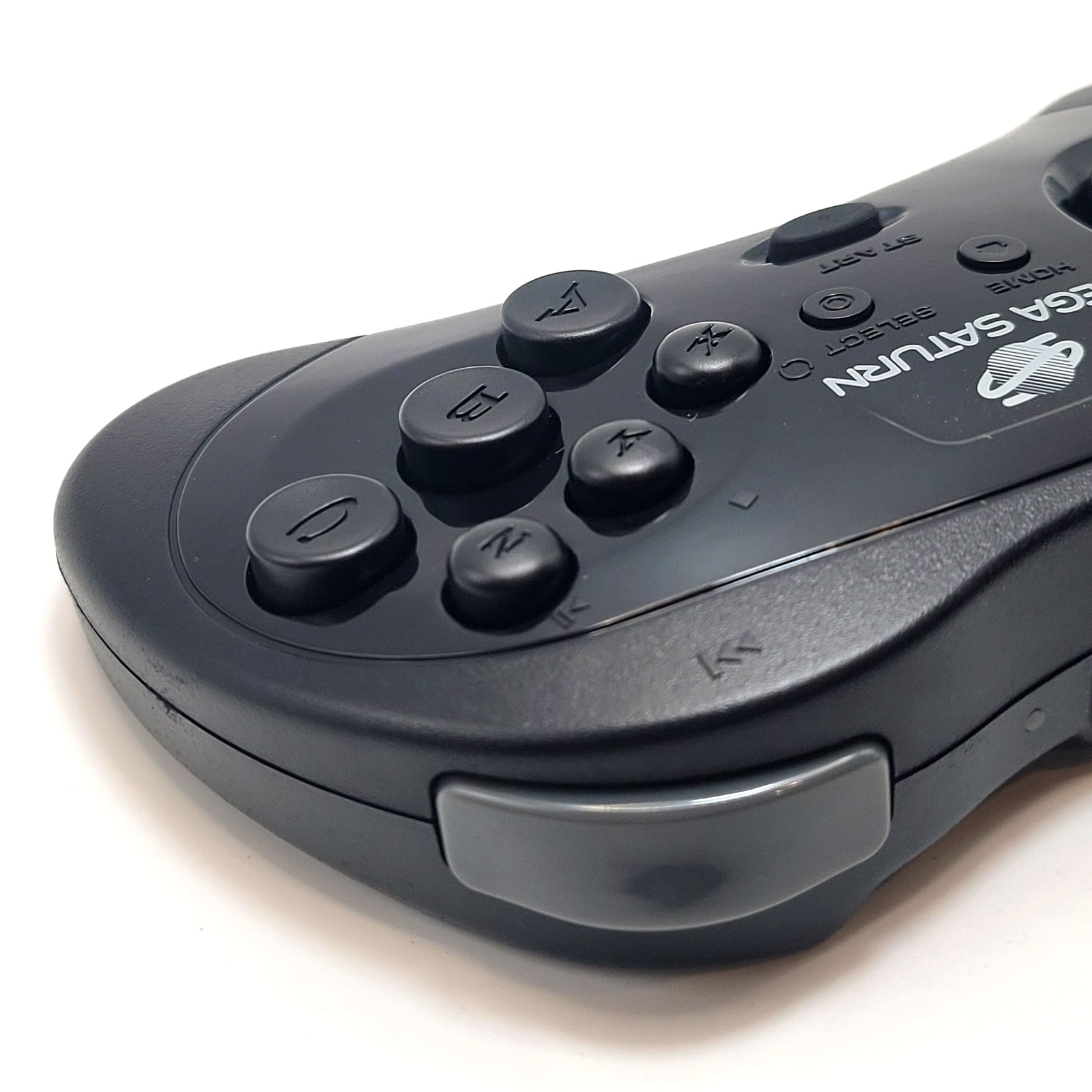 Retro-Bit 2.4GHz V2 Wireless Controller 8-Button Sega Saturn, Genesis Mini Black