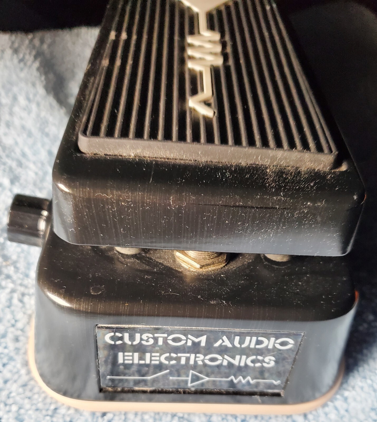MXR MC404 Custom Audio Electronics Dual Inductor Wah MC 404 Crybaby Dunlop Cry