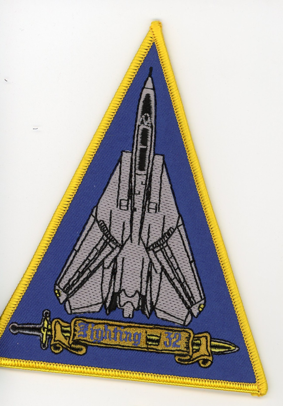 PATCH USN F-14 TOMCAT TRIANGLE VF-32 SWORDSMEN  IRON ON PARCHE