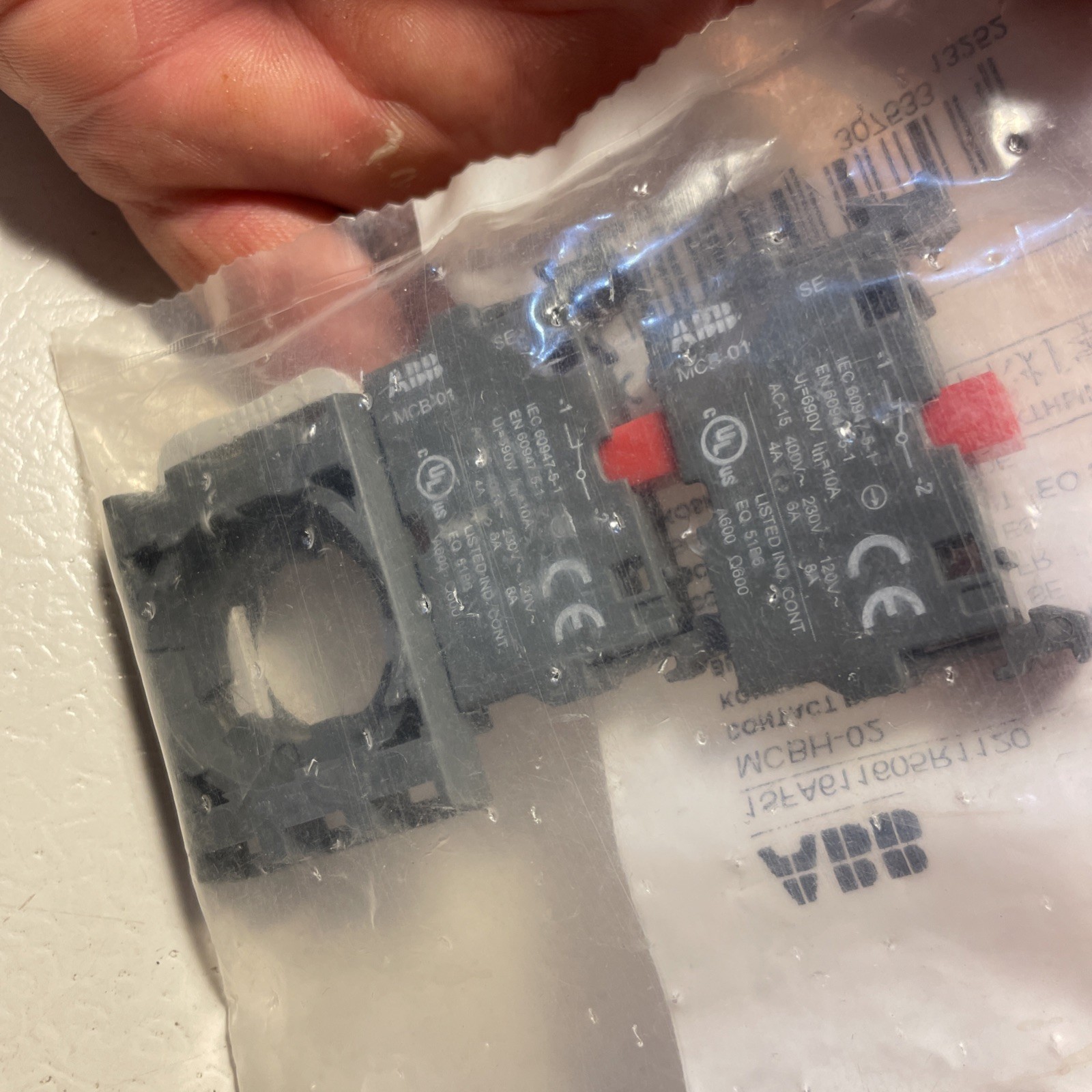 *new* ABB MCBH-02 Contact Block Holder, W/ 2 NC Contacts