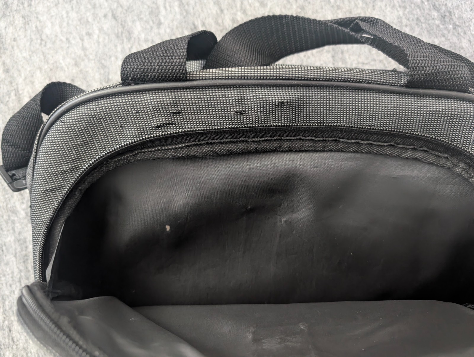 TAG Laptop Messenger Shoulder Bag Gray Black