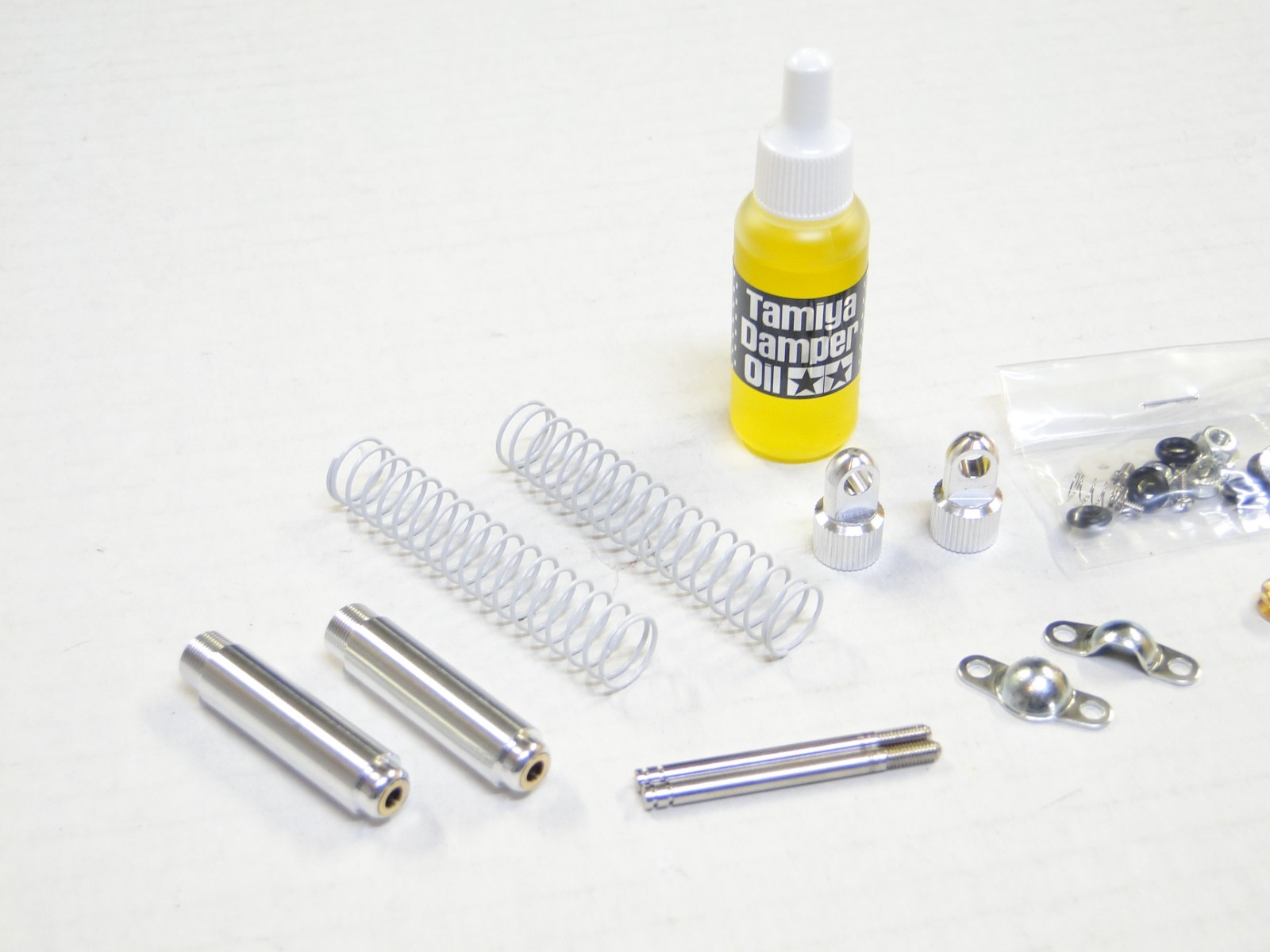 *NEW TAMIYA HORNET JUN WATANABE Shocks Rear Set THPC