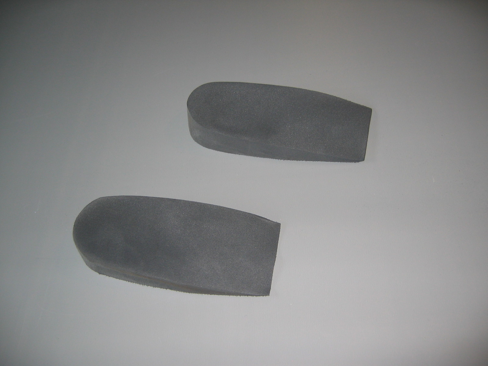 **Made in USA**Pair of 1.5 inch shoe lifts. Fits most shoes. Comforable, Durable