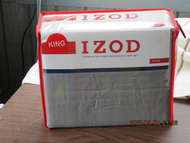 IZOD Premium Brushed Microfiber Sheet Set KING