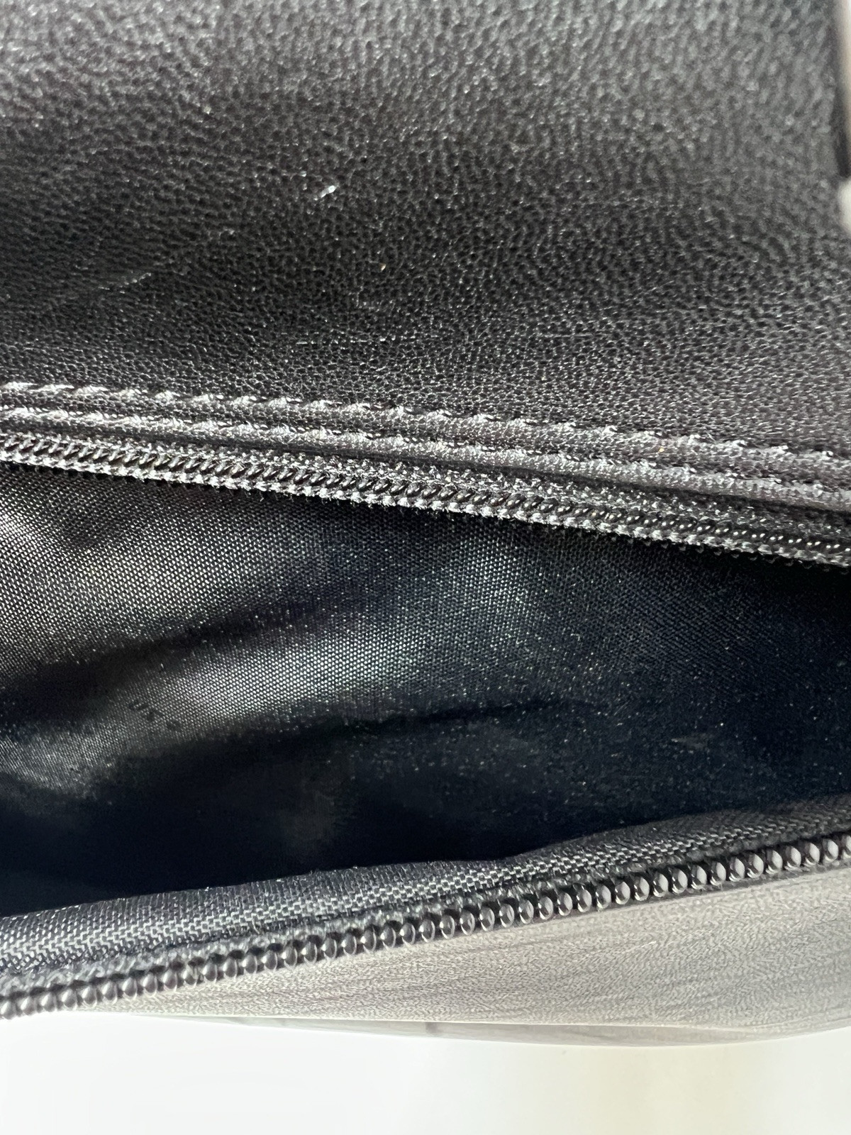 Targus Large Computer Bag Carrying Case Briefcase Laptop Notebook Leather See De
