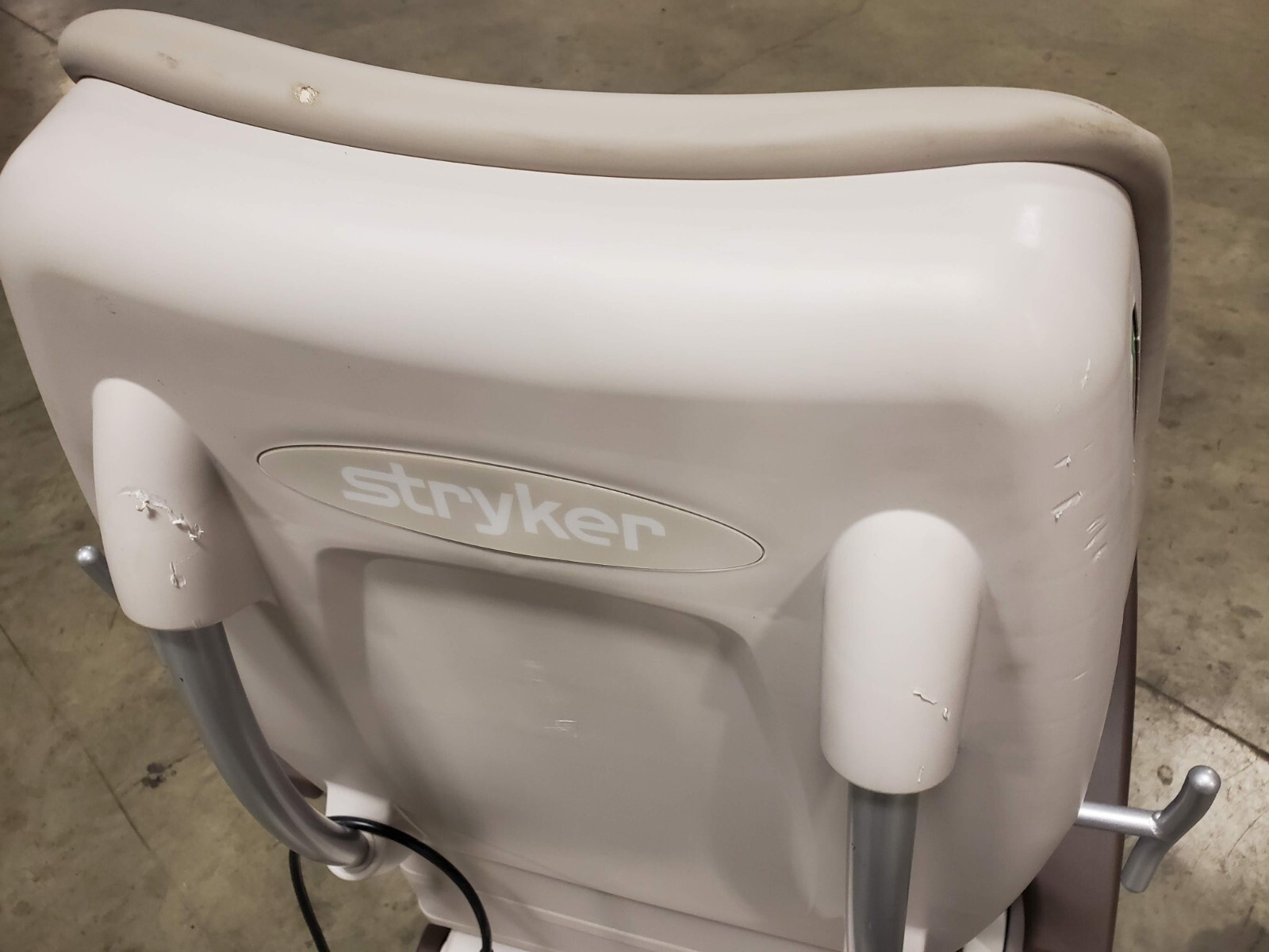 Stryker TruRize 3333 Clinical Chair