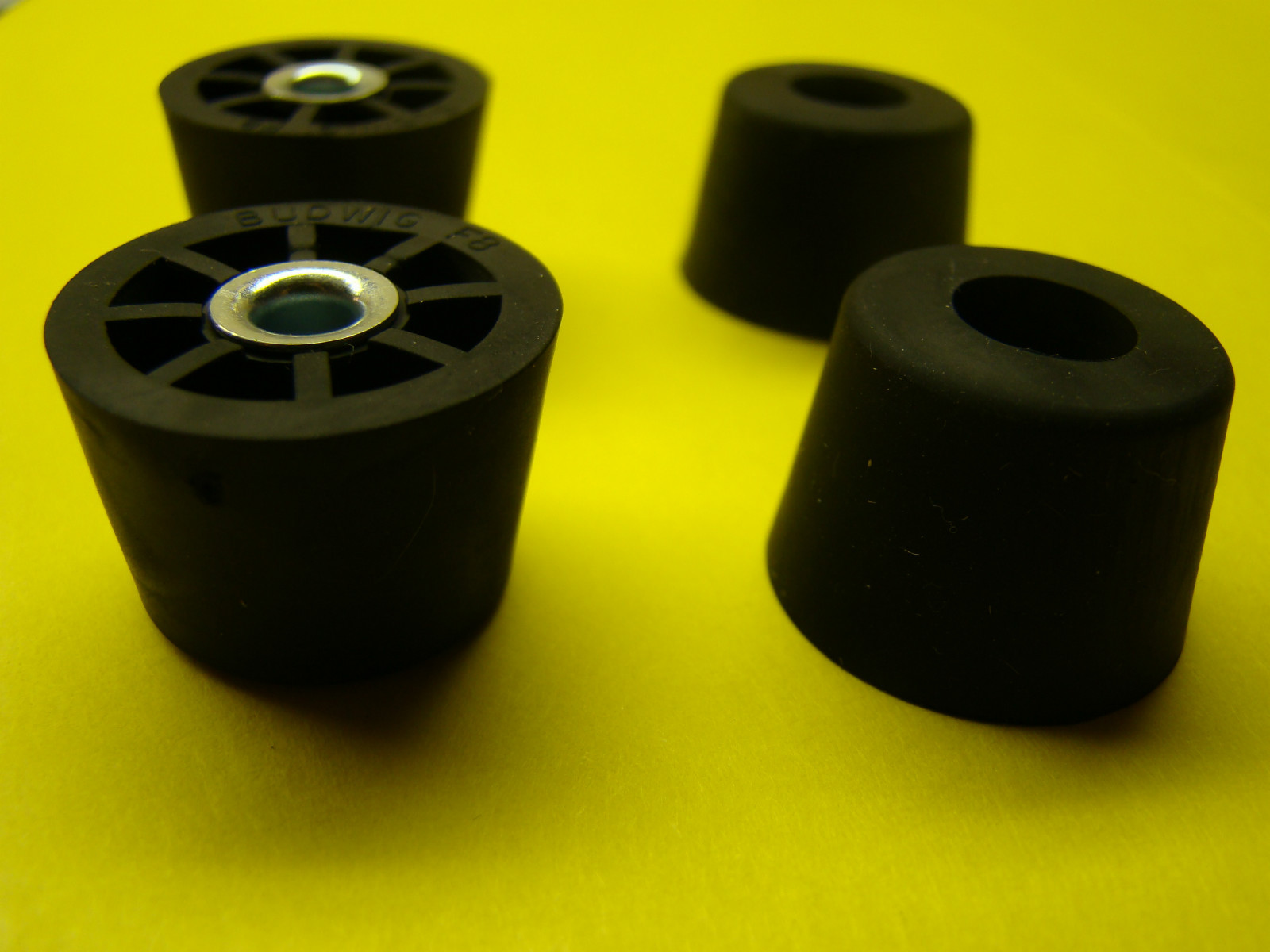 QUALITY RUBBER FEET 4 PK FITS DYNACO HAFLER MARANTZ  MANY OTHERS