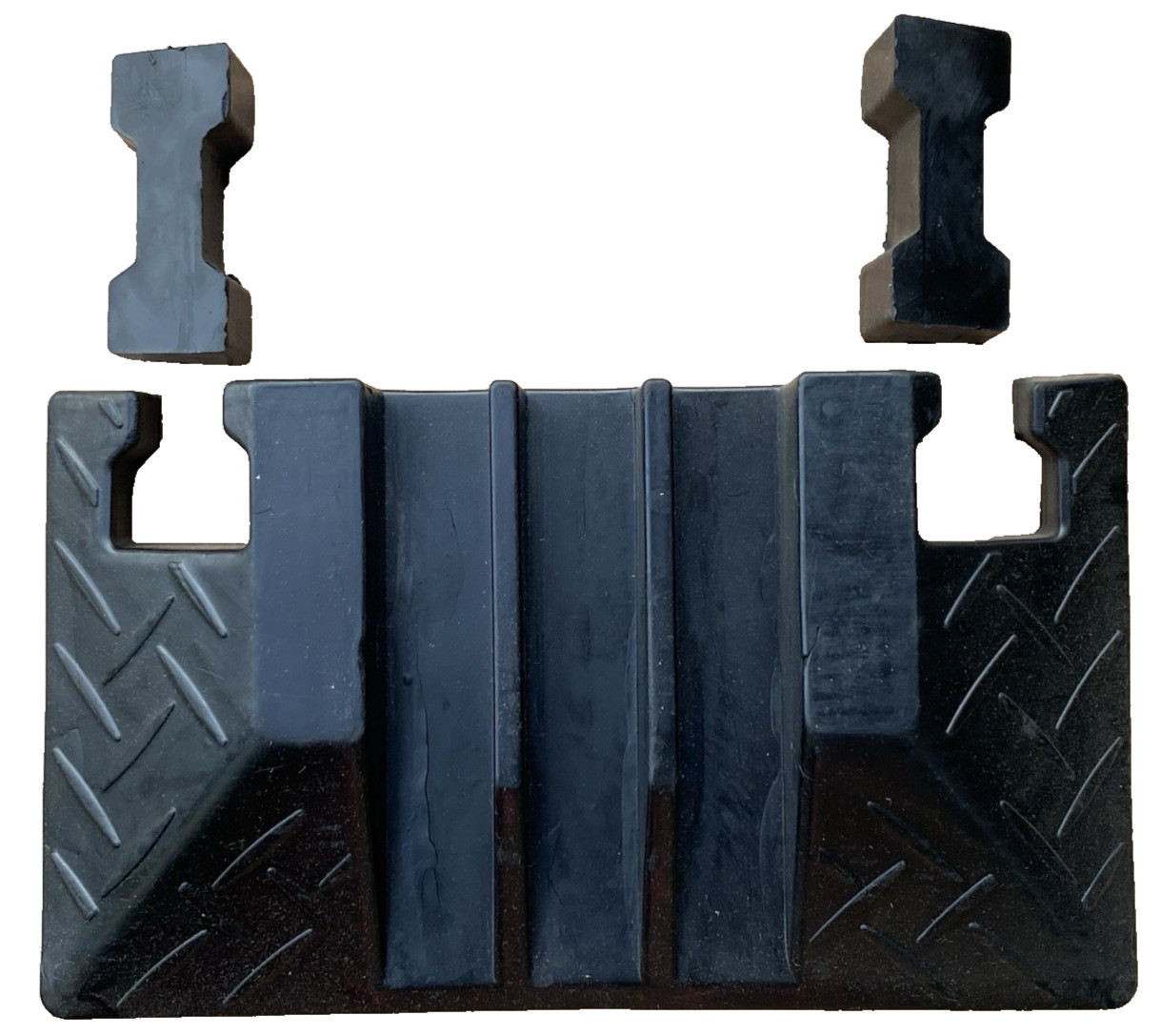 Pyle Cable Ramp End Cap Finish Piece for PCBLCO105 ( PCBLEN105ENDCP01 )