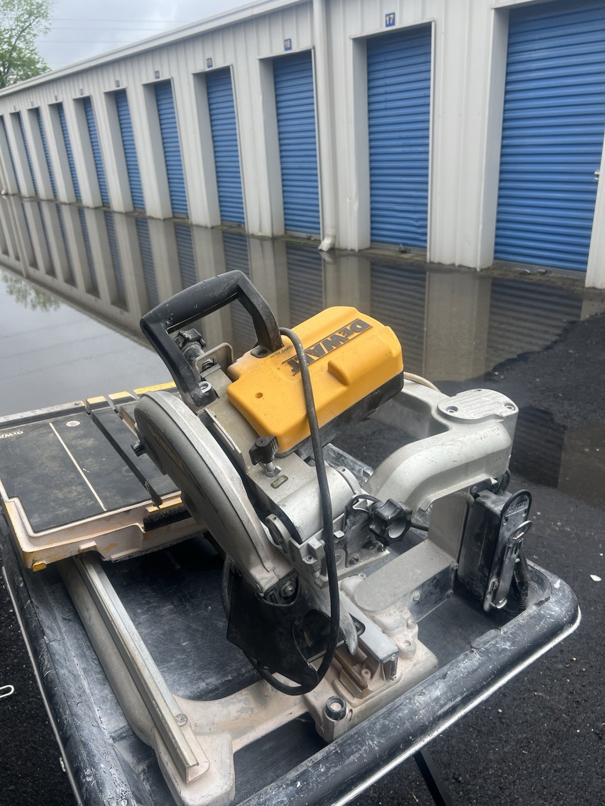 DEWALT Corded Electric Tile Saw Yellow Black