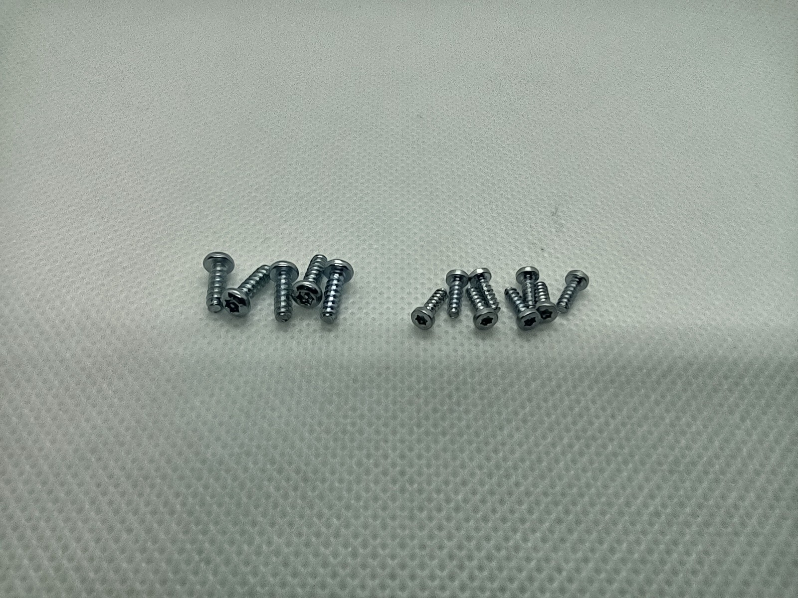 NEW Microsoft Xbox Series X 1914 Replacement Set of 13 TORX T8 T6 SCREWS 3947