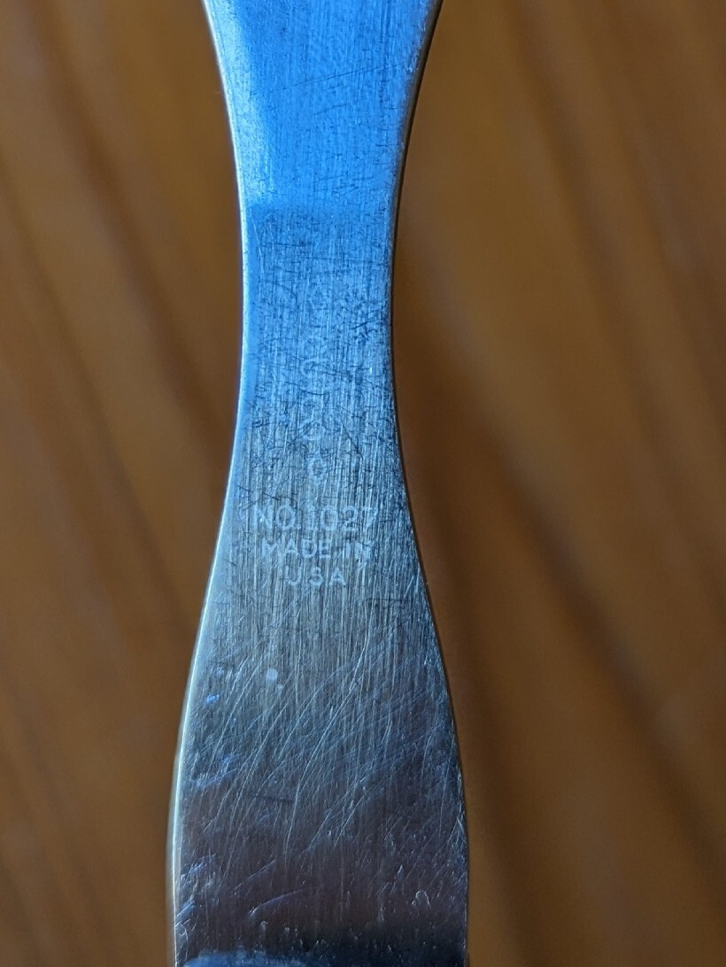 Cutco No. 1027 Serving Fork Orange/Brown Swirl Handle Free Shipping