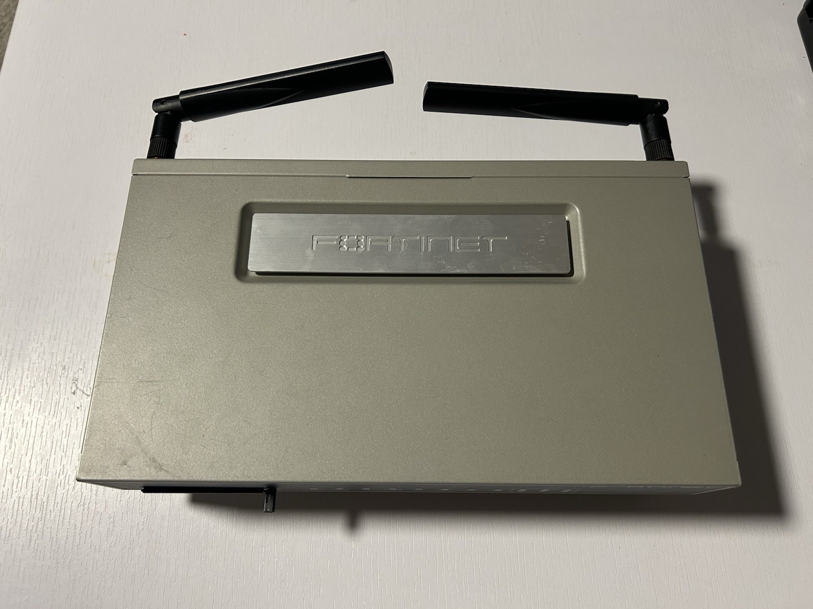 Fortinet FortiWiFi-60B FW-60B Network Security Firewall With Antennas