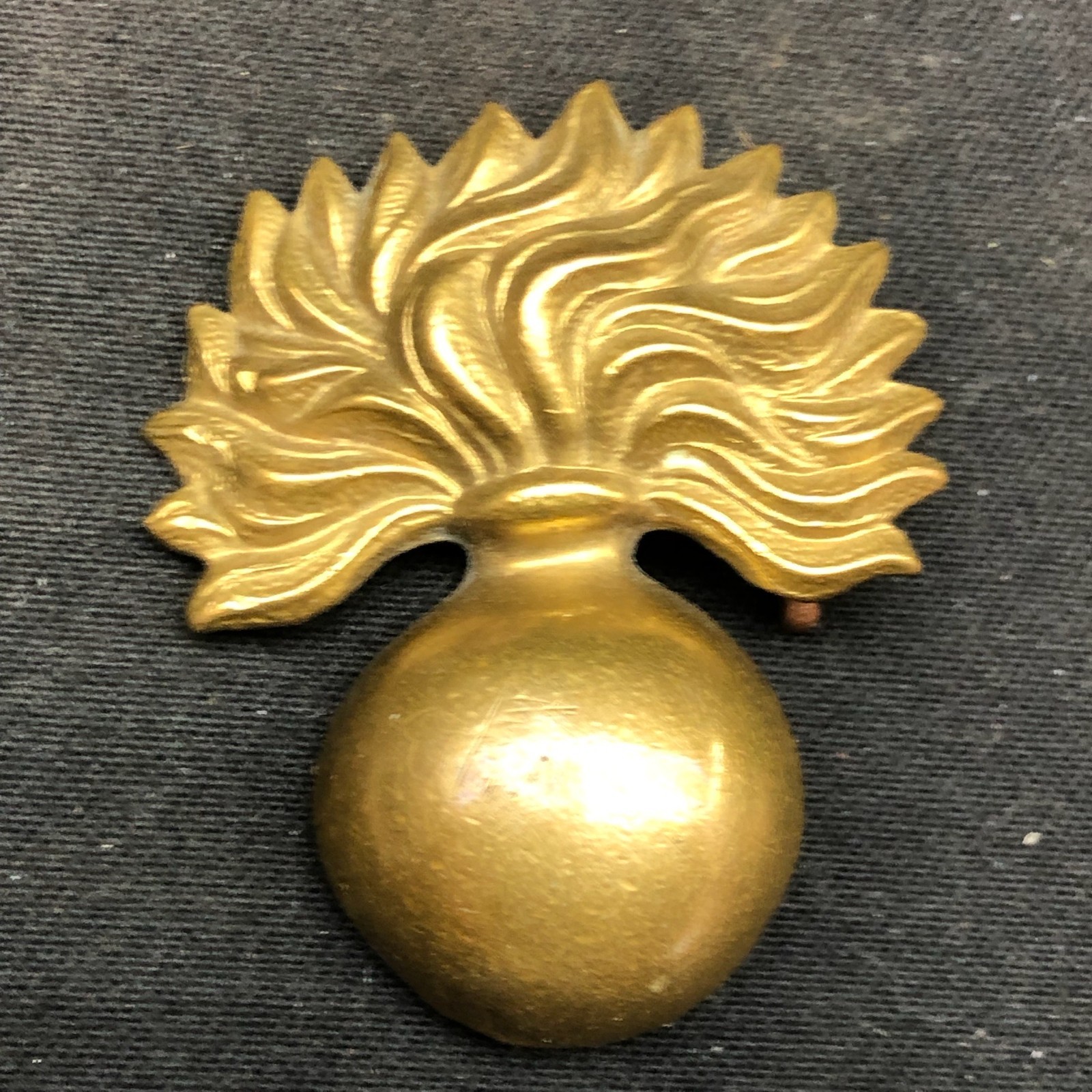 Grenadier Guards - Original British Army Cap Badge