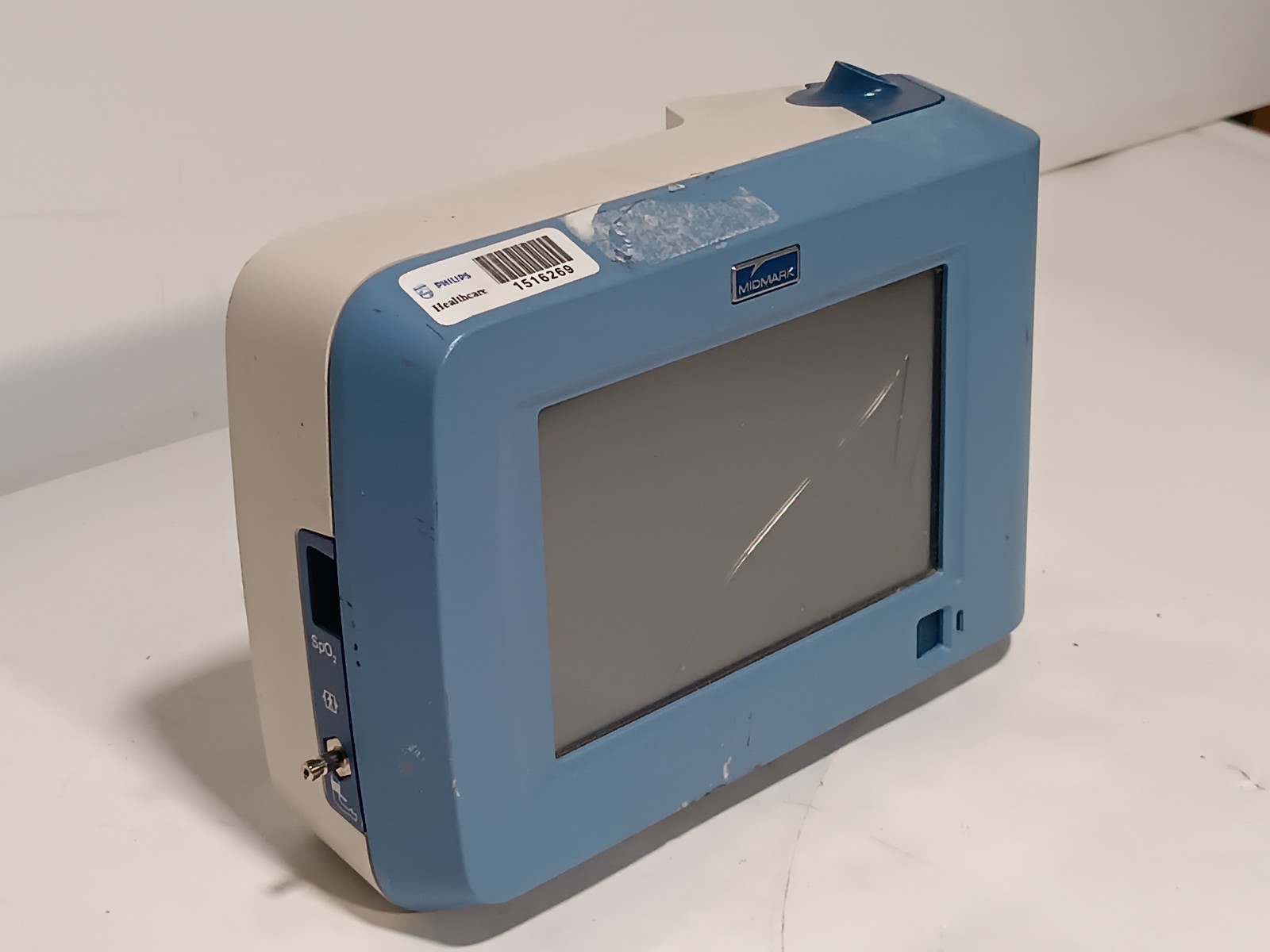 Midmark IQvitals 1-100-1615 patient monitor vital signs touchscreen as shown