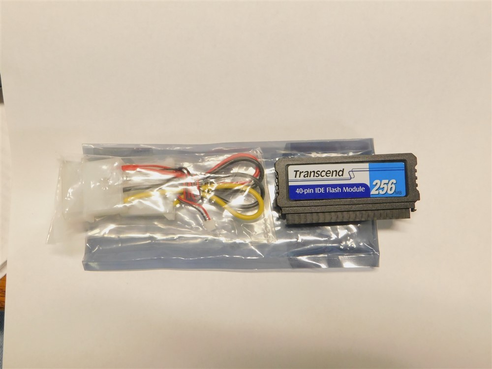 Transend TS256MDOM40V 256MB 40-Pin IDE Flash Module