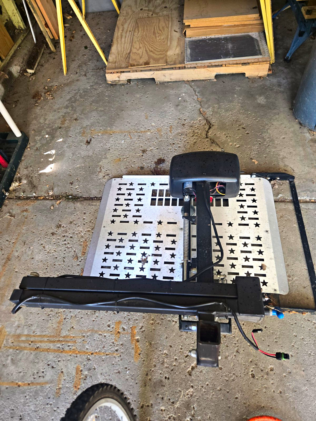 Harmar AL100 Universal Scooter Lift