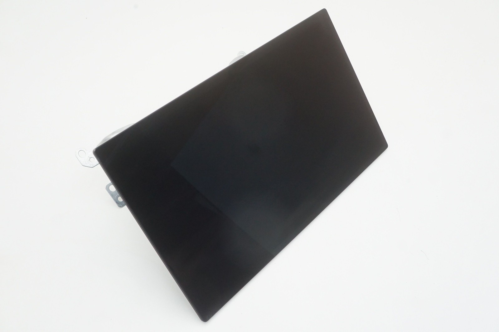 Center Dash Media Control Screen Monitor OEM 1875941-00-B Tesla Cybertruck 2024