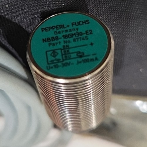 Pepperl+Fuchs NSB3-18GM30-E2 Proximity Switch