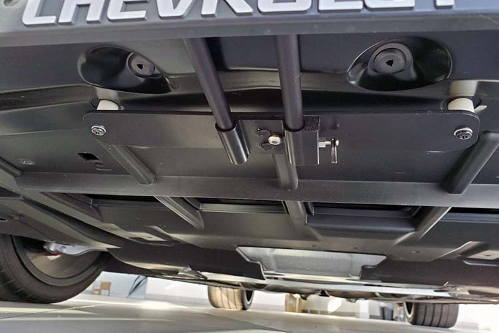 Quick Release Front License Plate Bracket for Chevrolet Camaro 2020-24 with 1LE