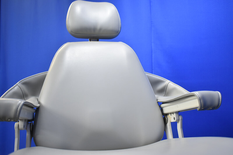 Refurbished Adec Priority 1005 Stand Alone Chair - Make an Offer