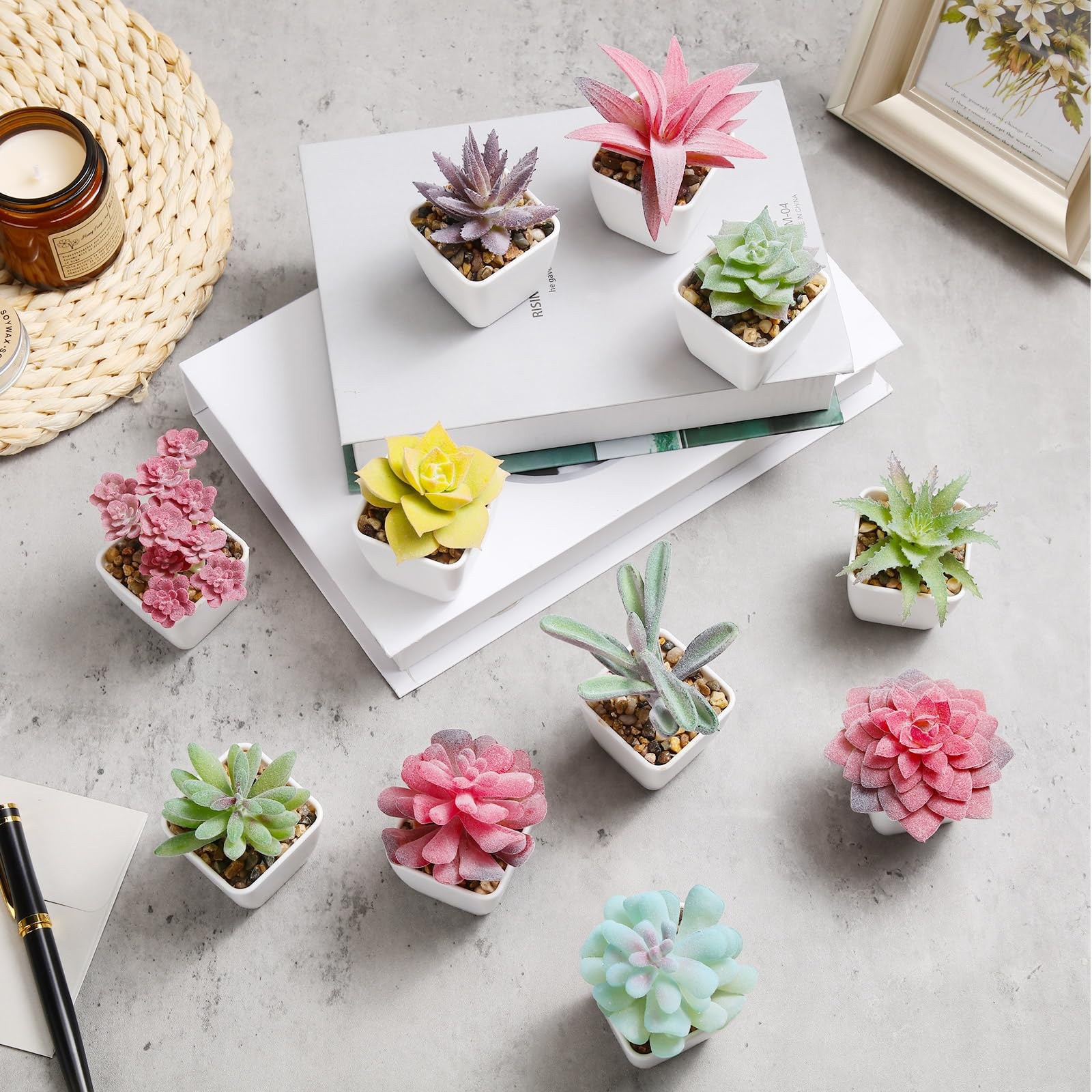 Glitinsel 36 Pcs Mini Artificial Succulent Plants Potted Assorted