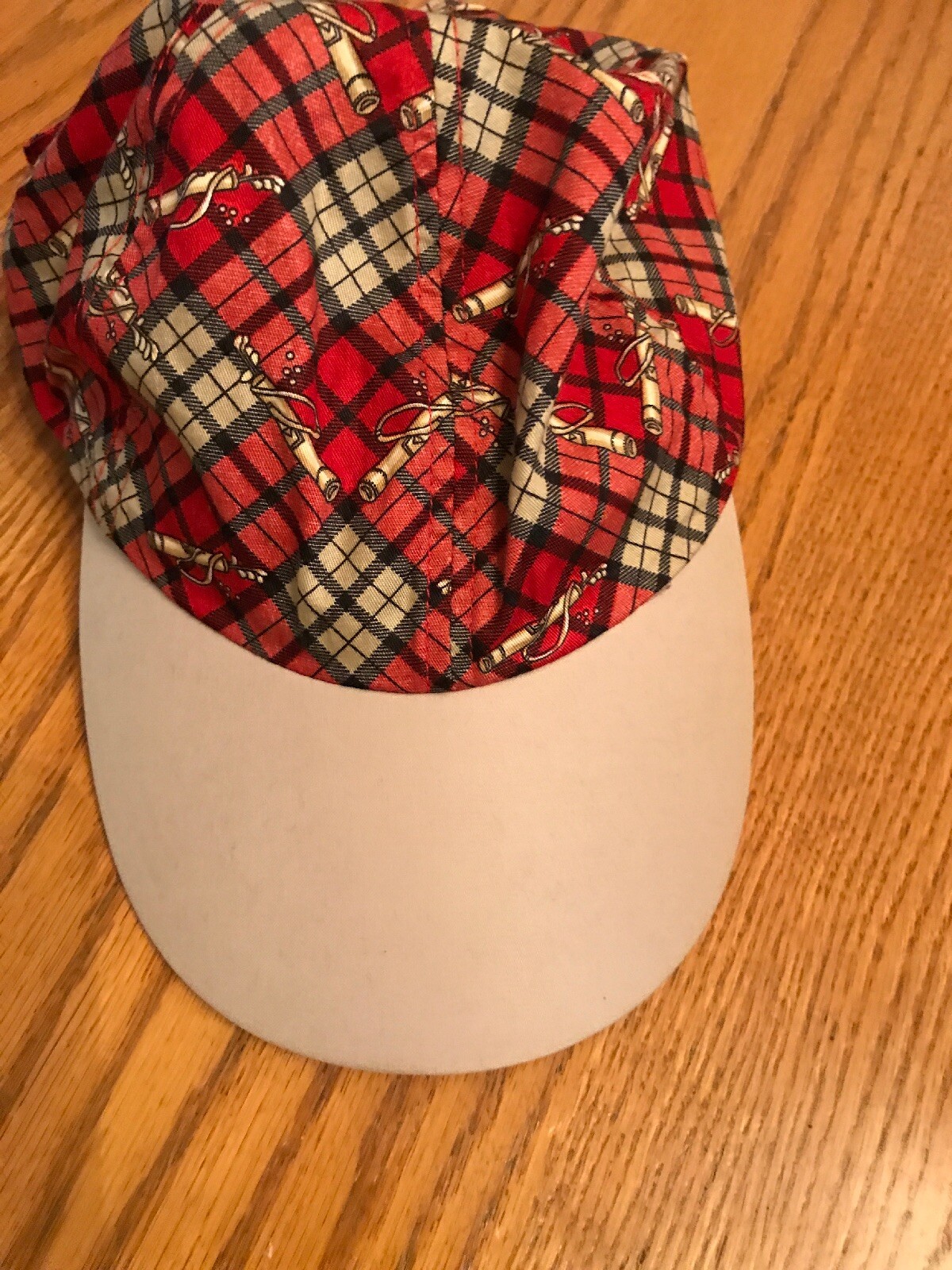 Golf Golfer Cap Hat Visor Lightweight Red Plaid Fabric Beige Bill OS Villager