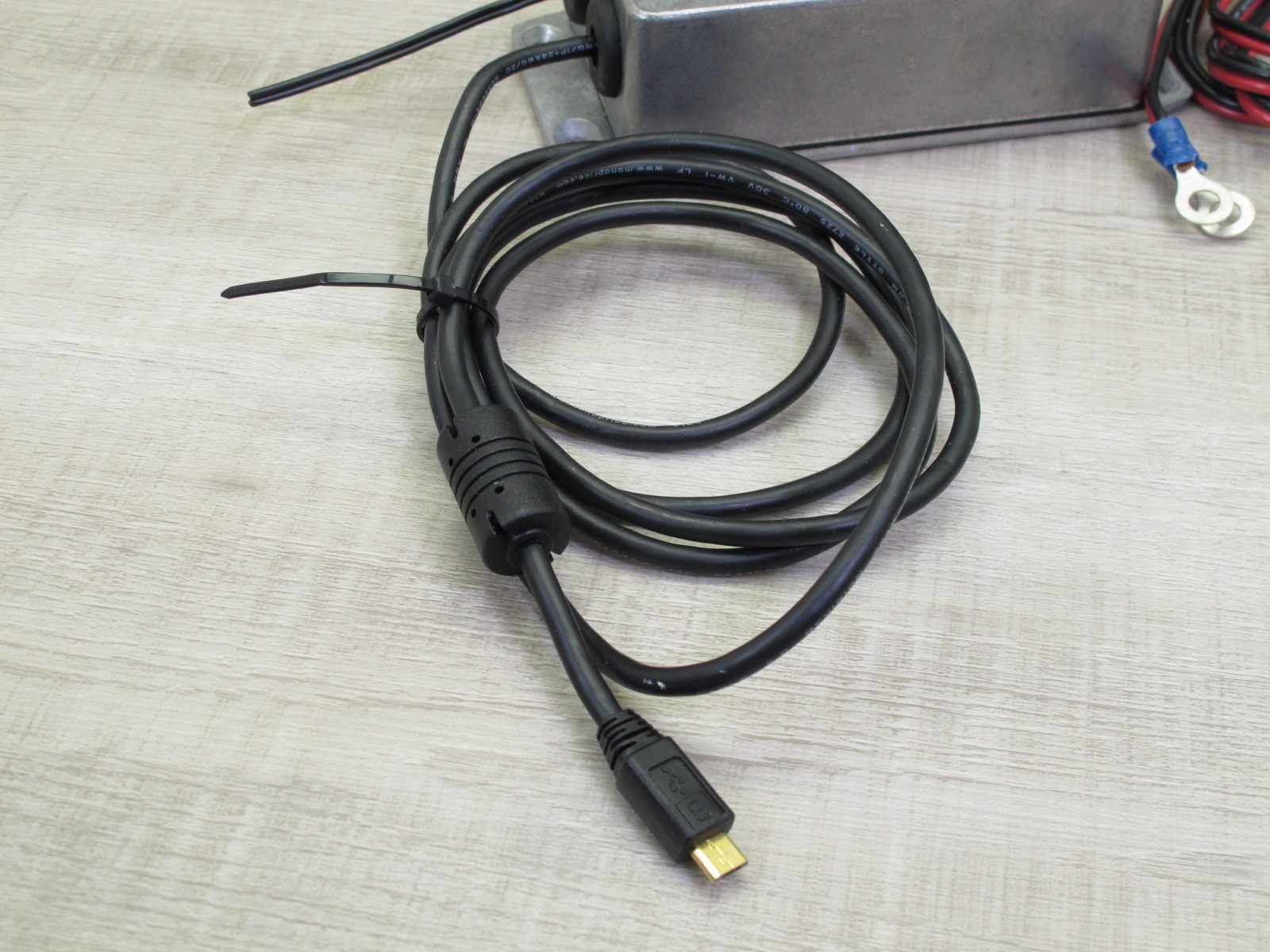 DX Engineering Power Adapter DXE-WRTC-LPS 13.8V to 8V / 5V