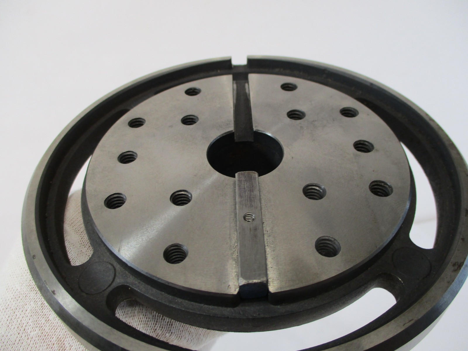 SIMCO Micro Grind Face Plate Assembly & Vee Block Mounted w/ 5C Mount in VGC