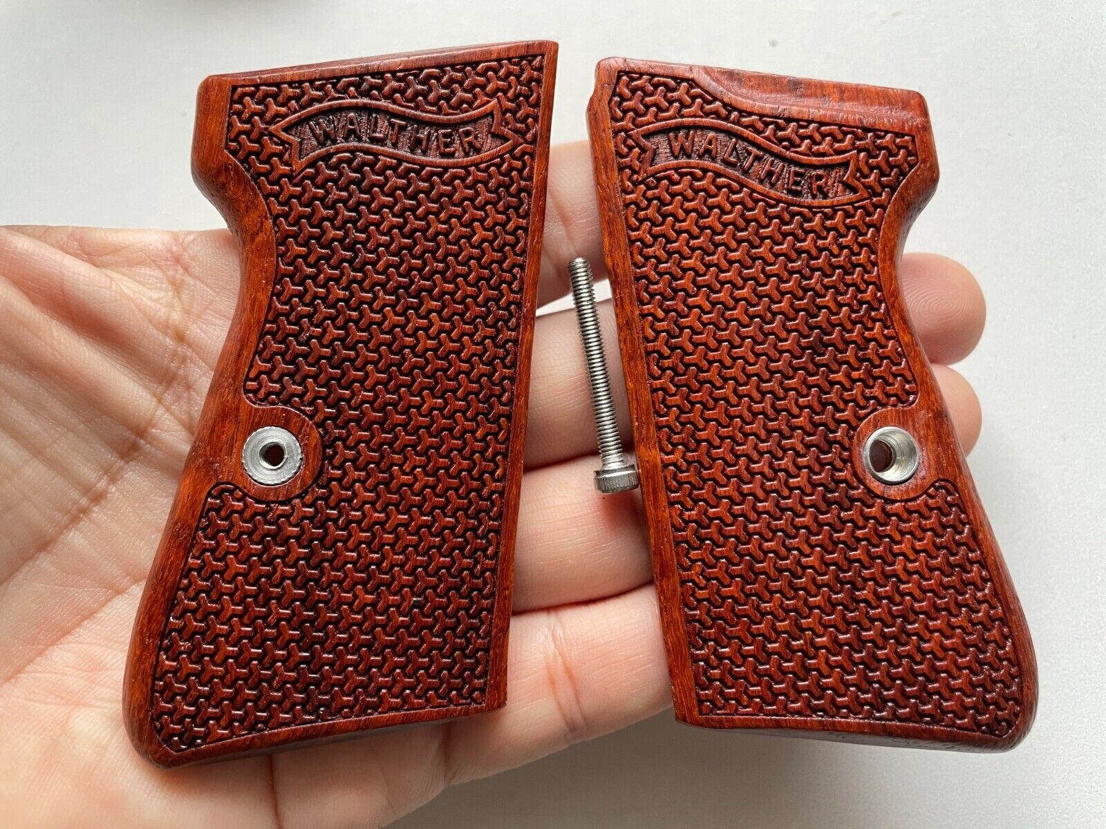 New Grips Compatible with Walther PPK/S, PP, New PPK/S .22 LR ; new pattern