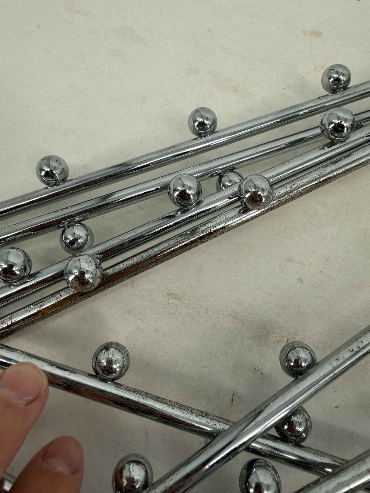 Chrome 6-Ball Waterfall for Pegboard - Pack of 11