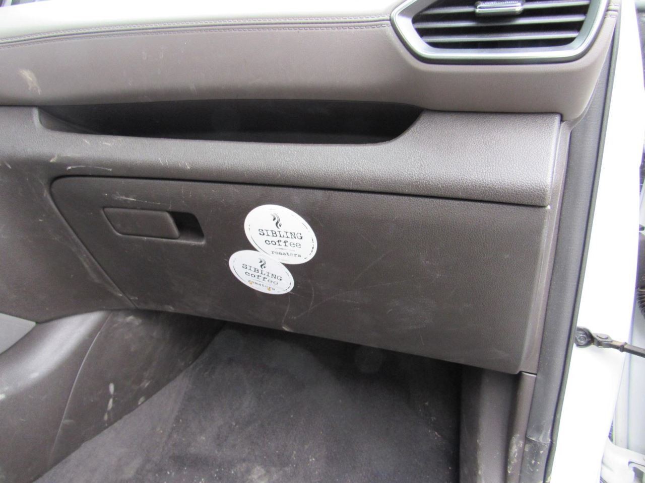 SANTA FE  2020 Glove Box 1048168