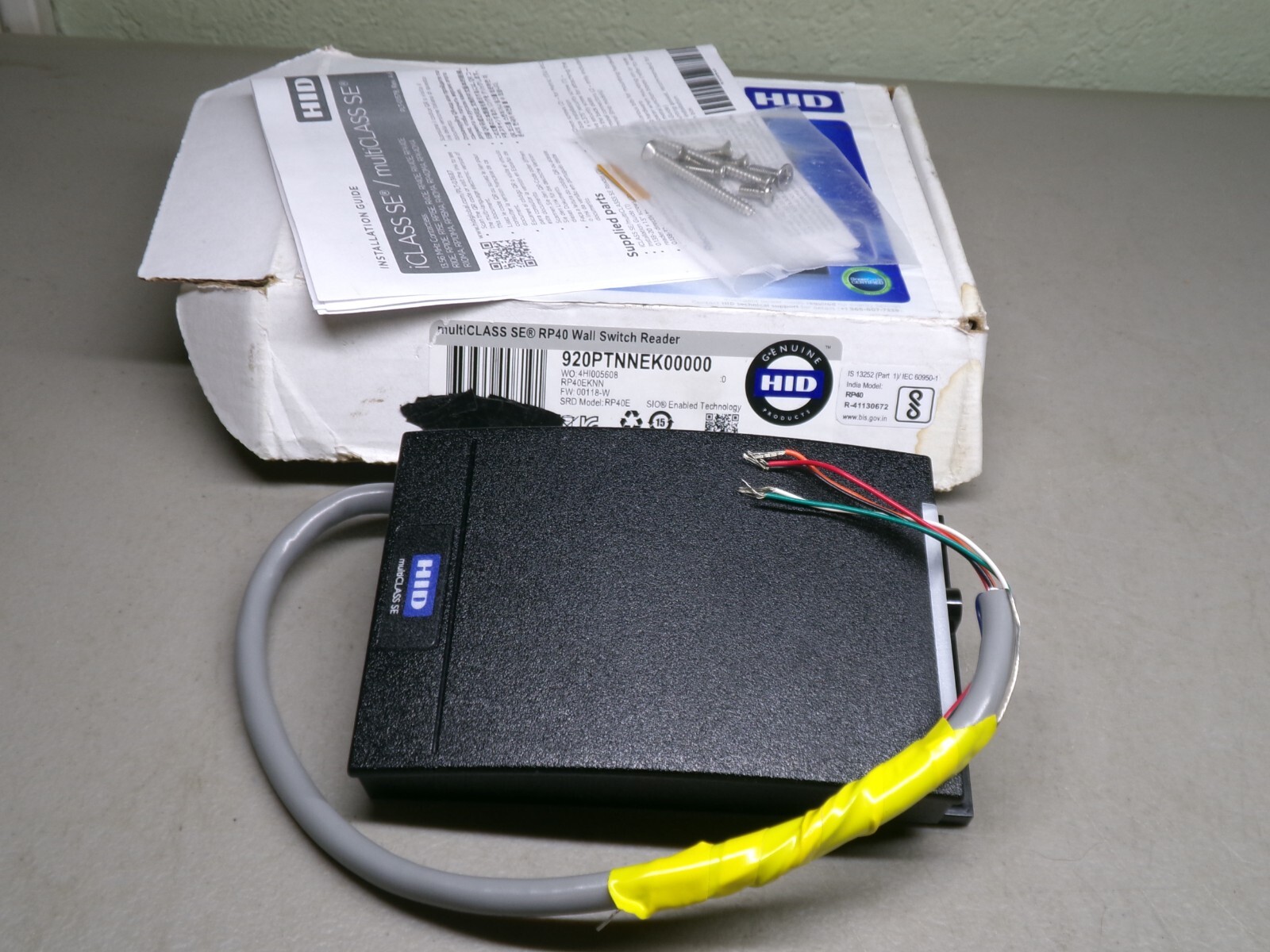 HID R40E MULTICLASS SE 920NTNNEK00000 WALL SWITCH READER