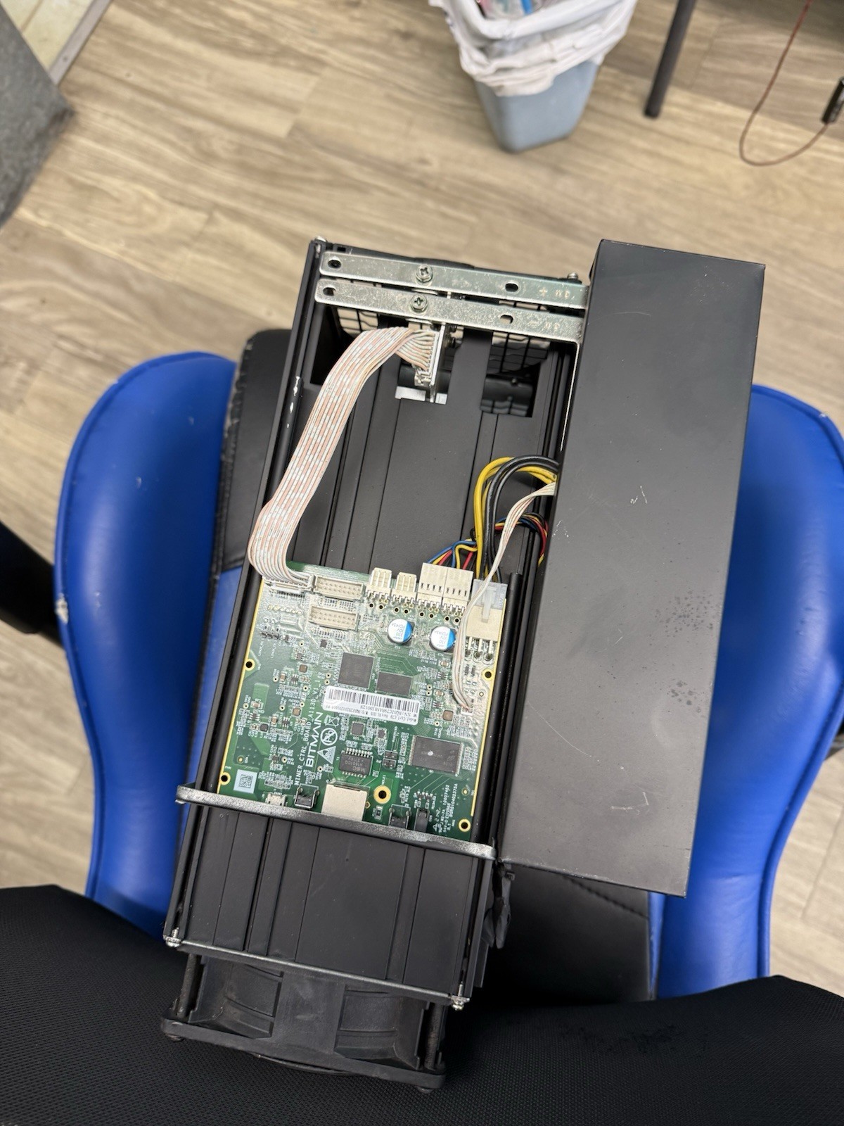 Bitmain Antminer S19 W/ Single Hashboard with 120/240v Power Supply. Tested