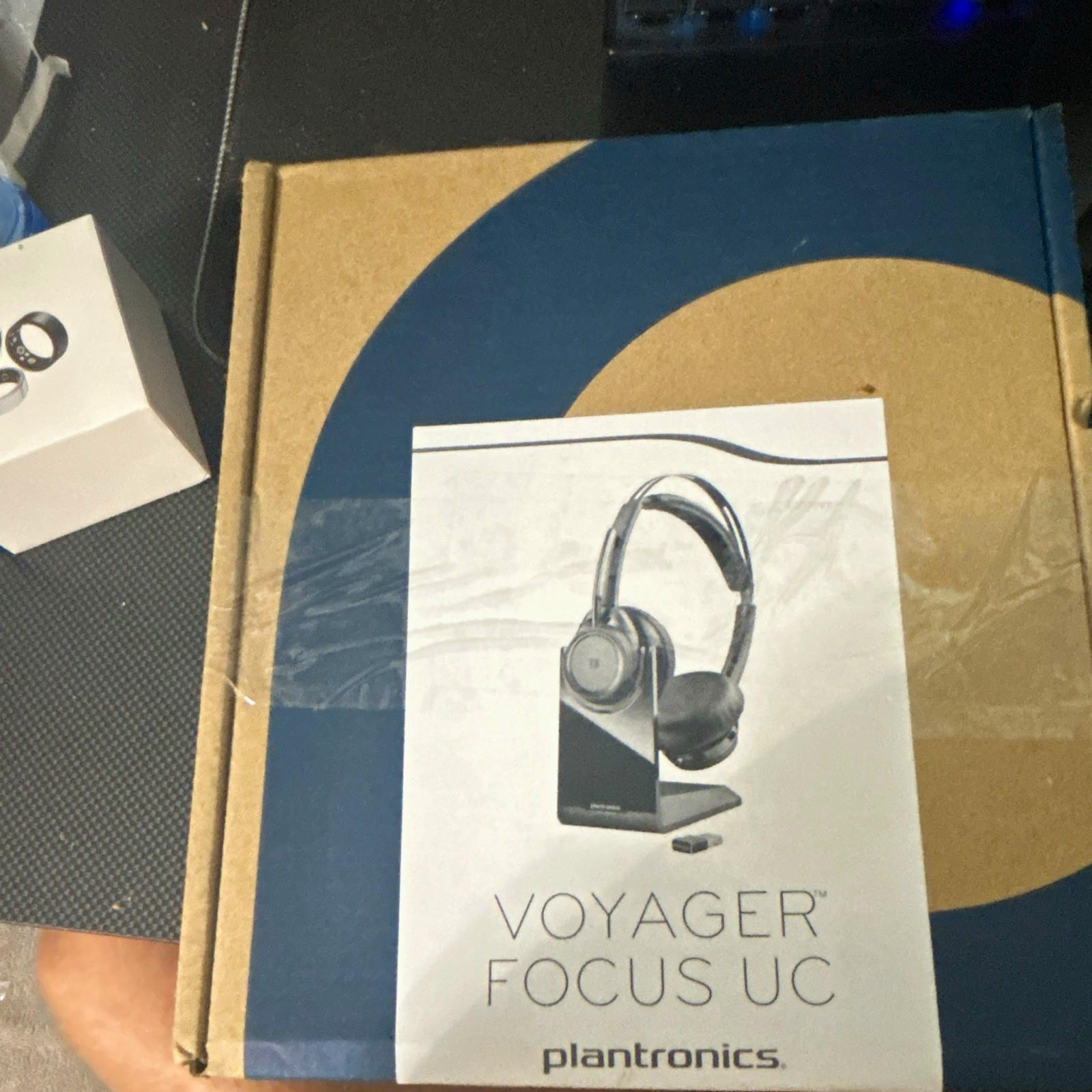 Plantronics Voyager Focus UC B825 Wireless Bluetooth Headset Black Headband Boom