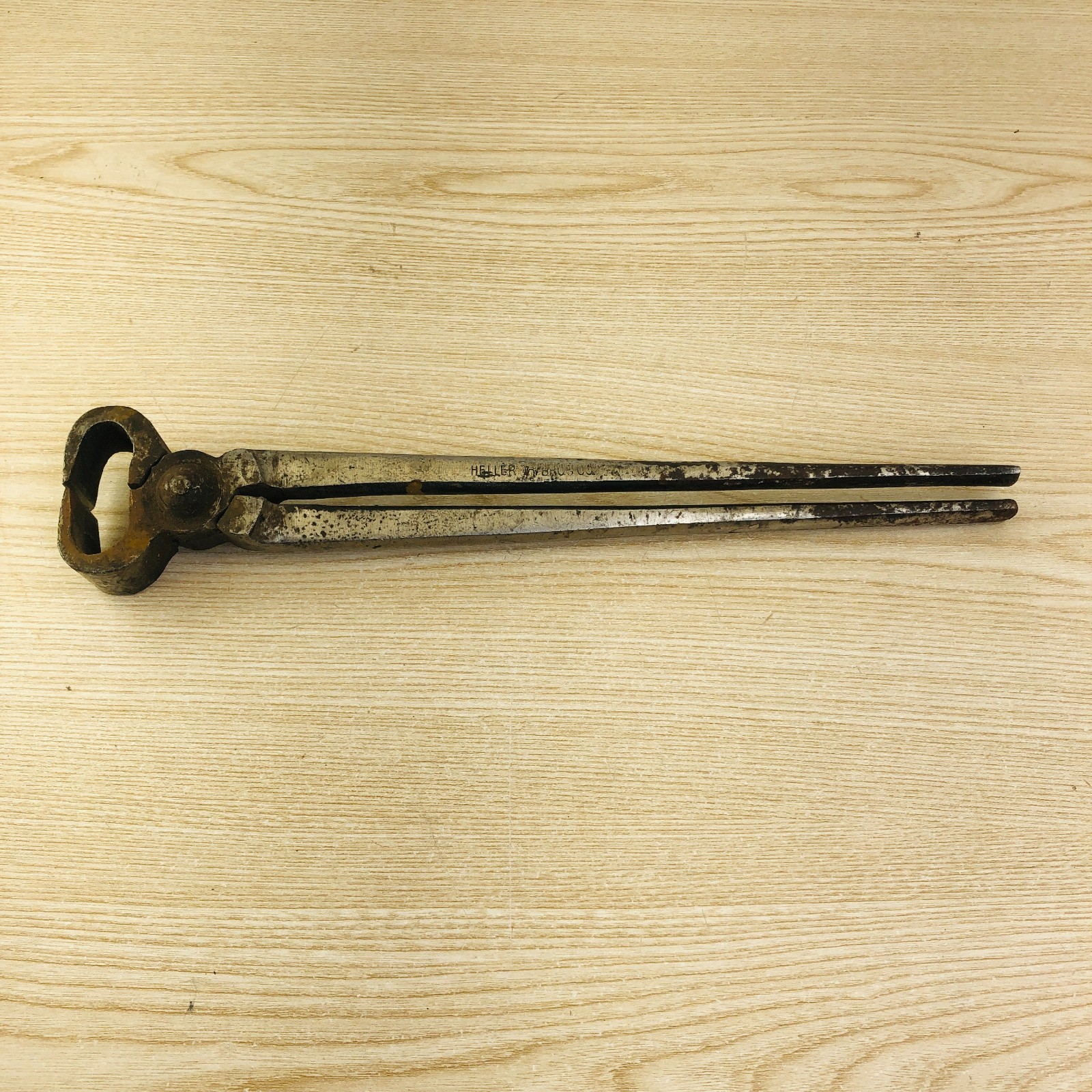 VINTAGE Heller Brothers Co. 12” Farrier Pinchers End Nippers Blacksmith Tongs