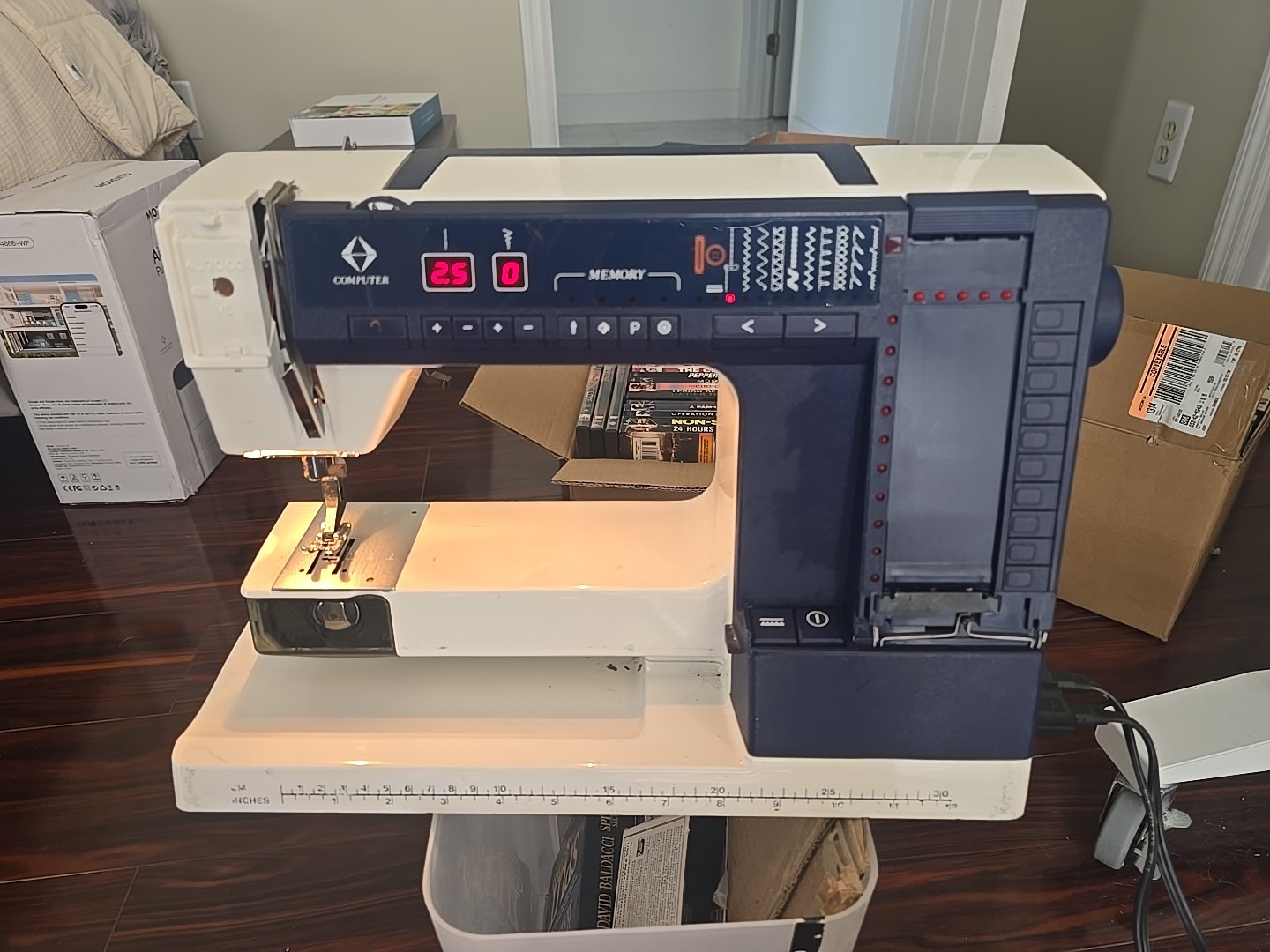 Viking Husqvarna Sewing Machine 980