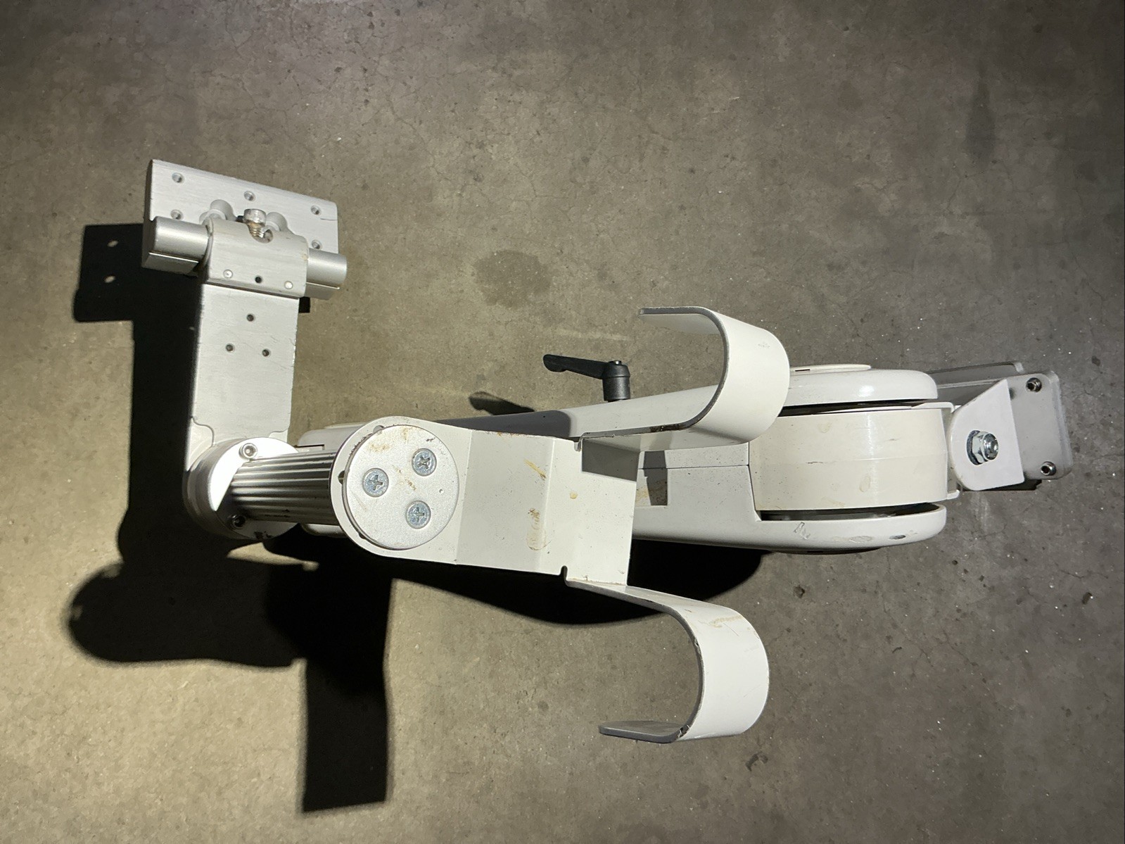 GCX Mounting Monitor Arm (No Handle) WS-0001 30LB/14KG P118405 LBL-0003-50A