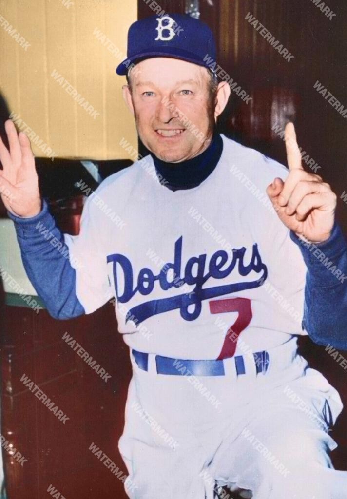 GV932 Chuck Dressen - Brooklyn Dodgers 8x10 11x14 16x20 Colorized Photo