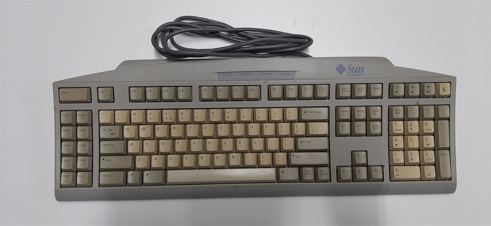 Sun Microsystems 320-1271 Type 6 USB Keyboard - US Layout