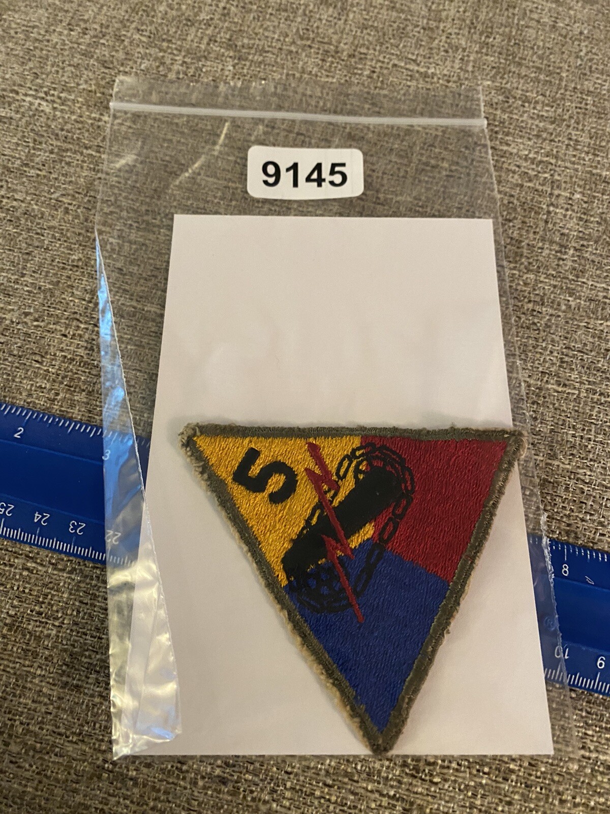 US ARMY 5th Armored Division Regiment Triangle PATCH INV9145