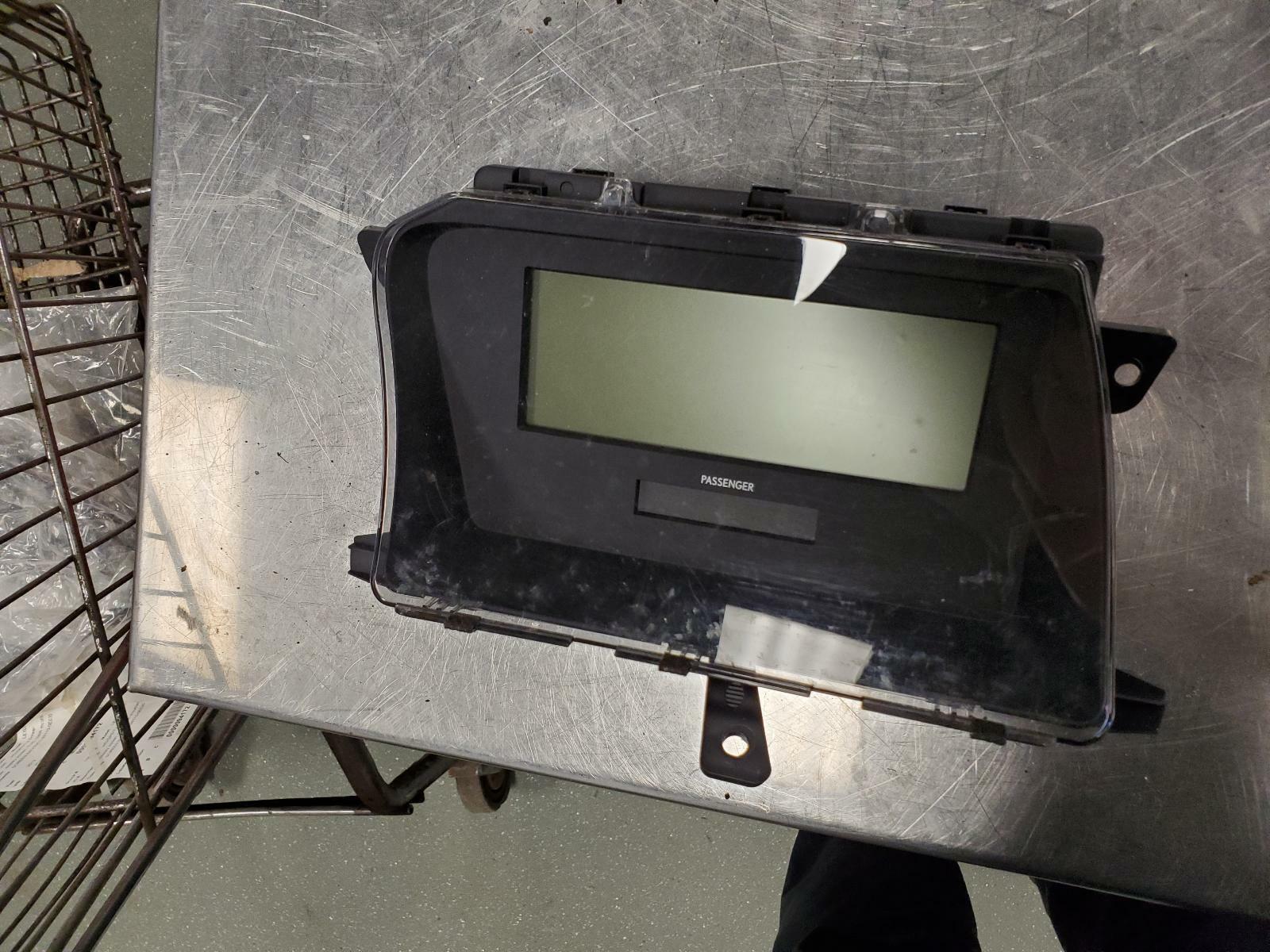 LEXUS RX350 Info/GPS/TV Screen front, (display, dash mounted), w/o navigation