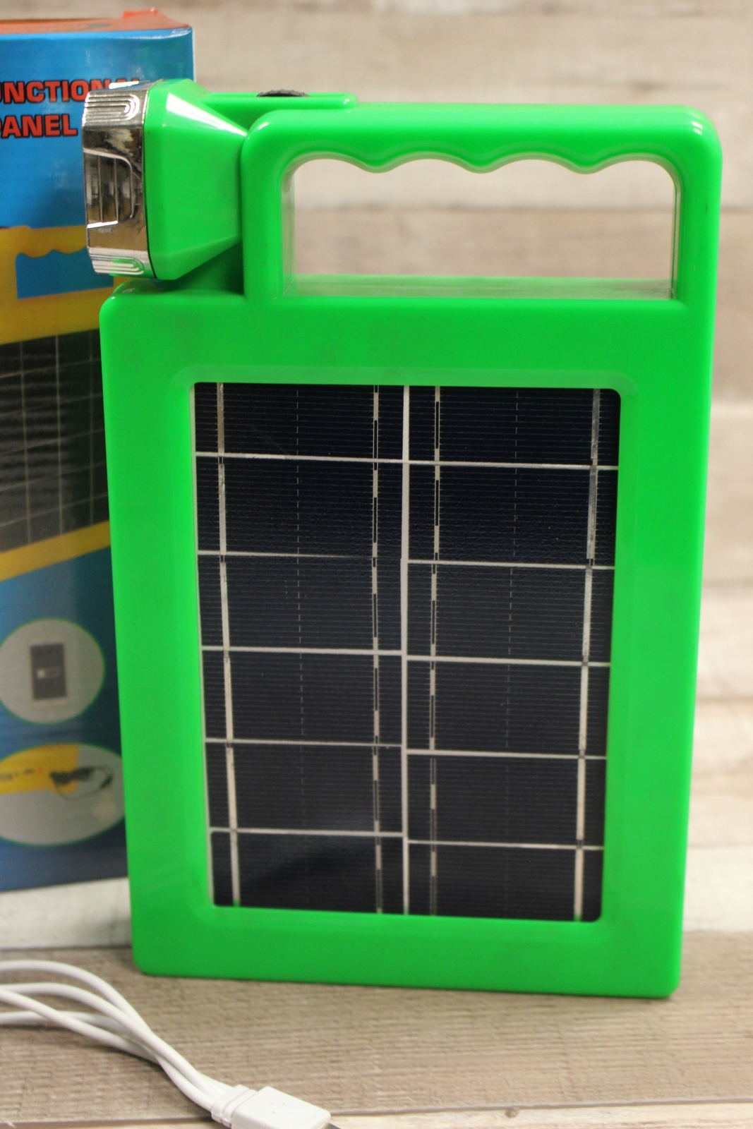 Multifunctional Solar Panel Waterproof Flashlight Power Bank - Green - New