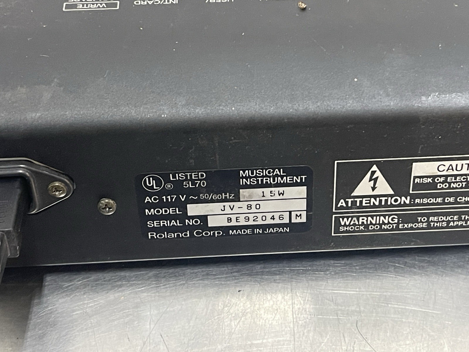 Roland JV 80 MULTI TIMBRAL SYNTHESIZER JV-80 Multi Synthesizer