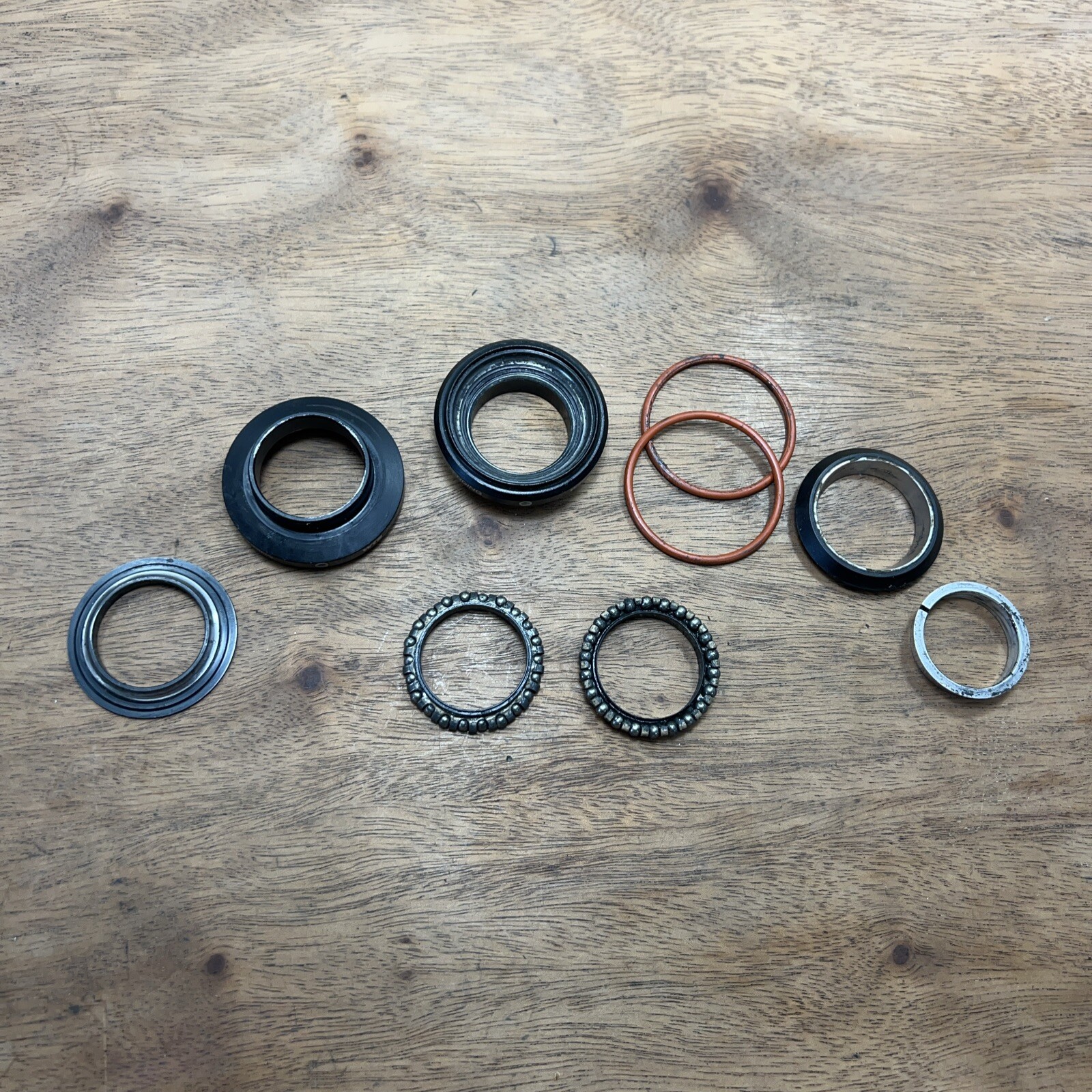 WTB Grease Guard Headset 1 1/8" Wilderness Trail Bikes Black Threadless