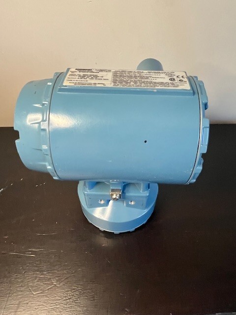 Rosemount 8732CR12N0M4 Magnetic Flow Meter Transmitter