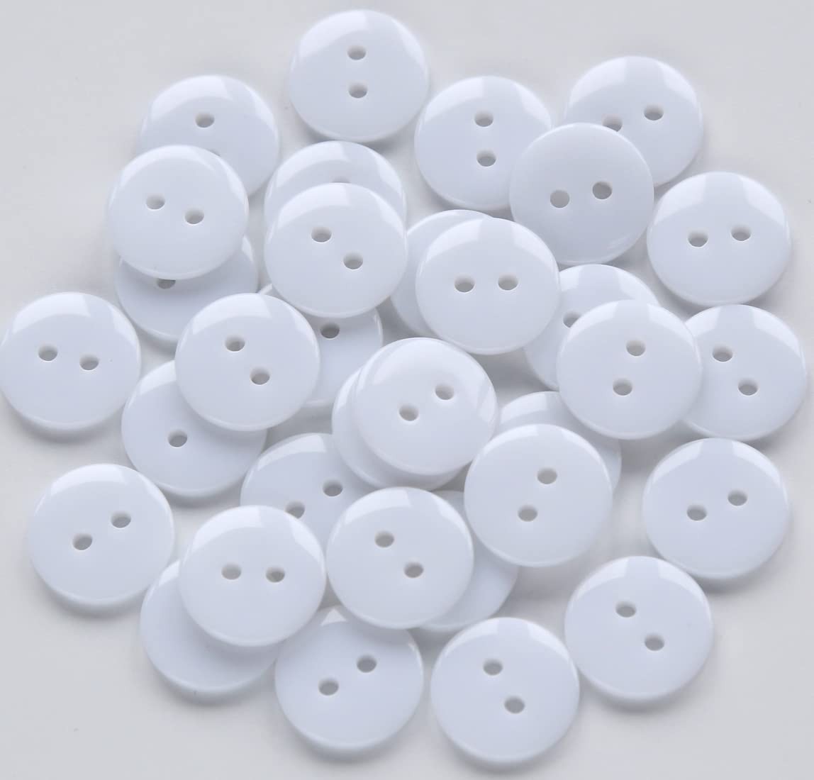 GANSSIA 200pcs 5/8 Inch(15mm) White Buttons 2 Holes Resin One Size,