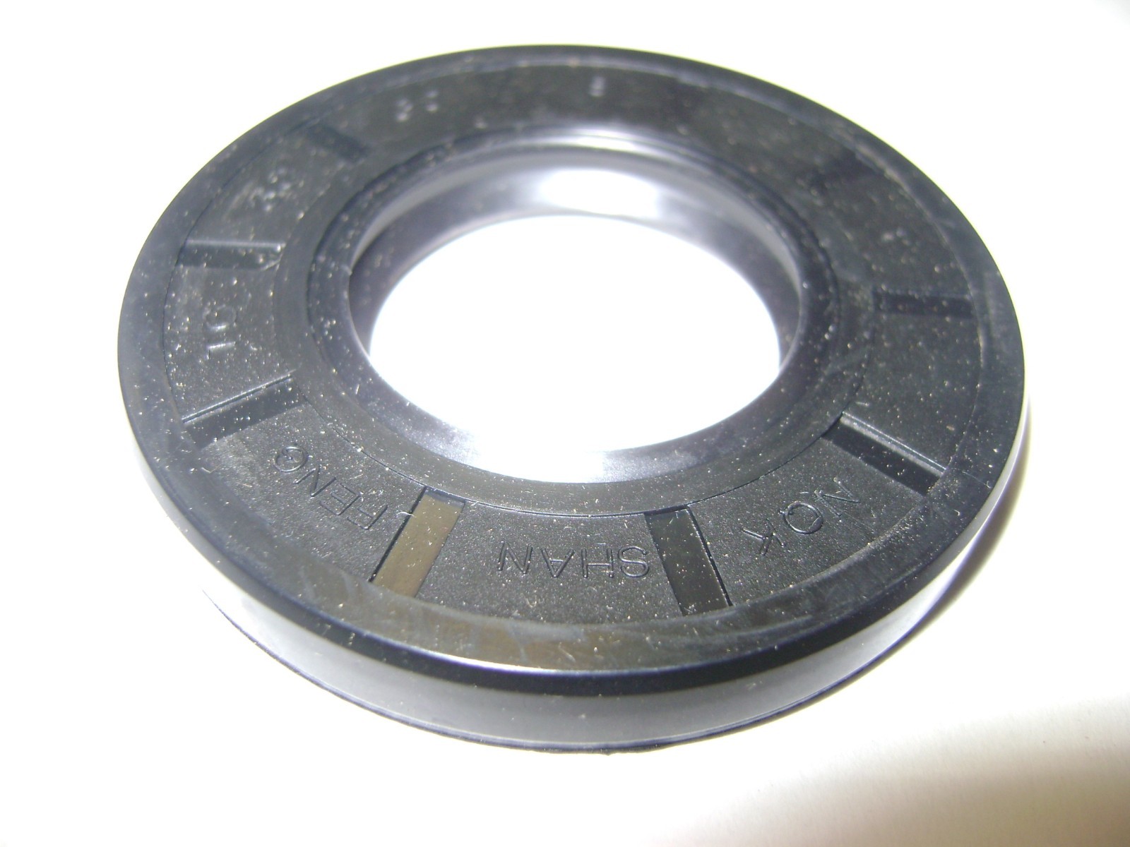 NEW TC 30X60X8 DOUBLE LIPS METRIC OIL / DUST SEAL 30mm X 60mm X 8mm